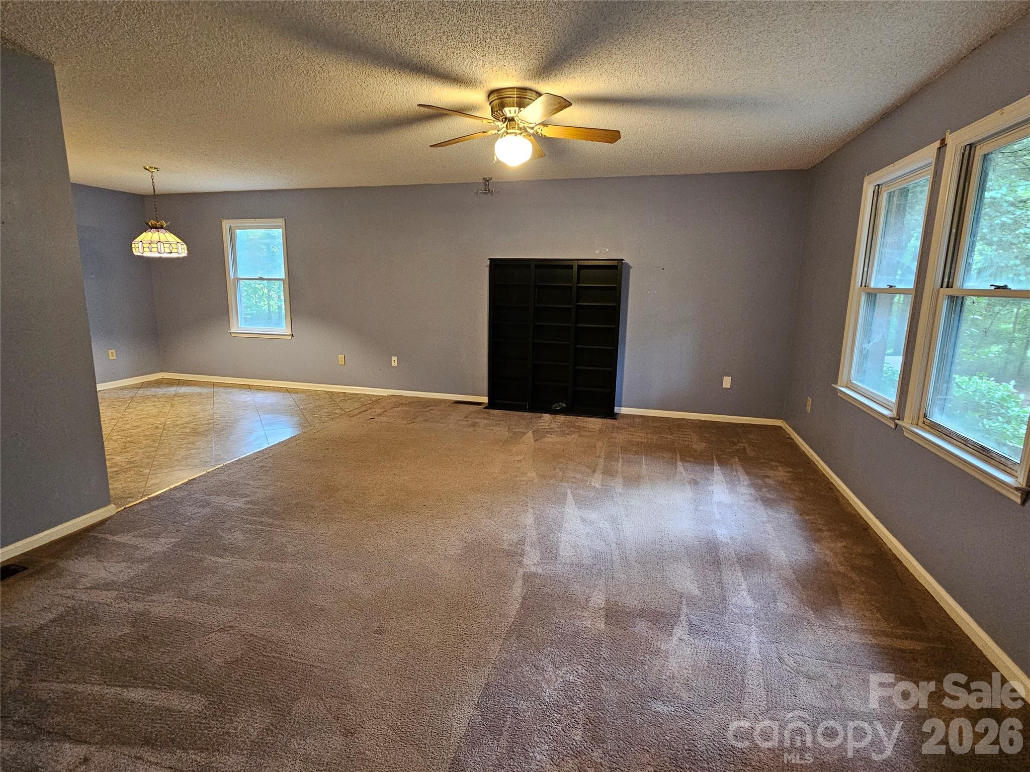 11488 Beagle Street — Midland