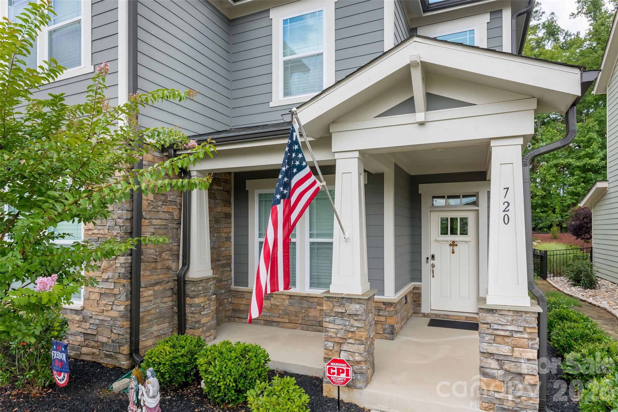 720 Yellow Jessamine Drive — Clover