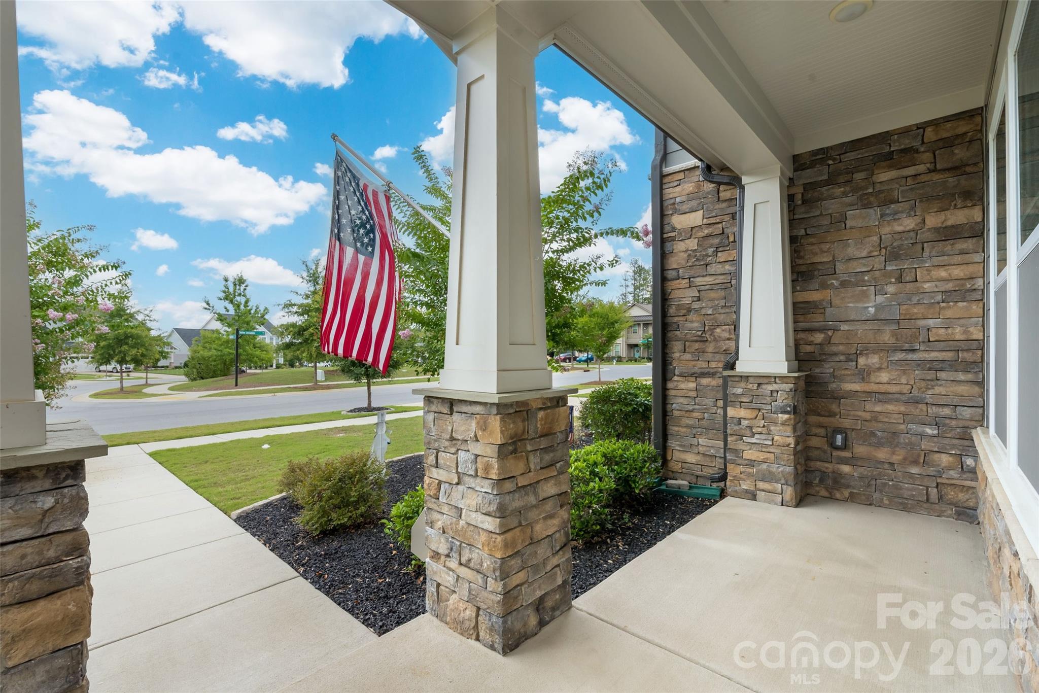 720 Yellow Jessamine Drive — Clover