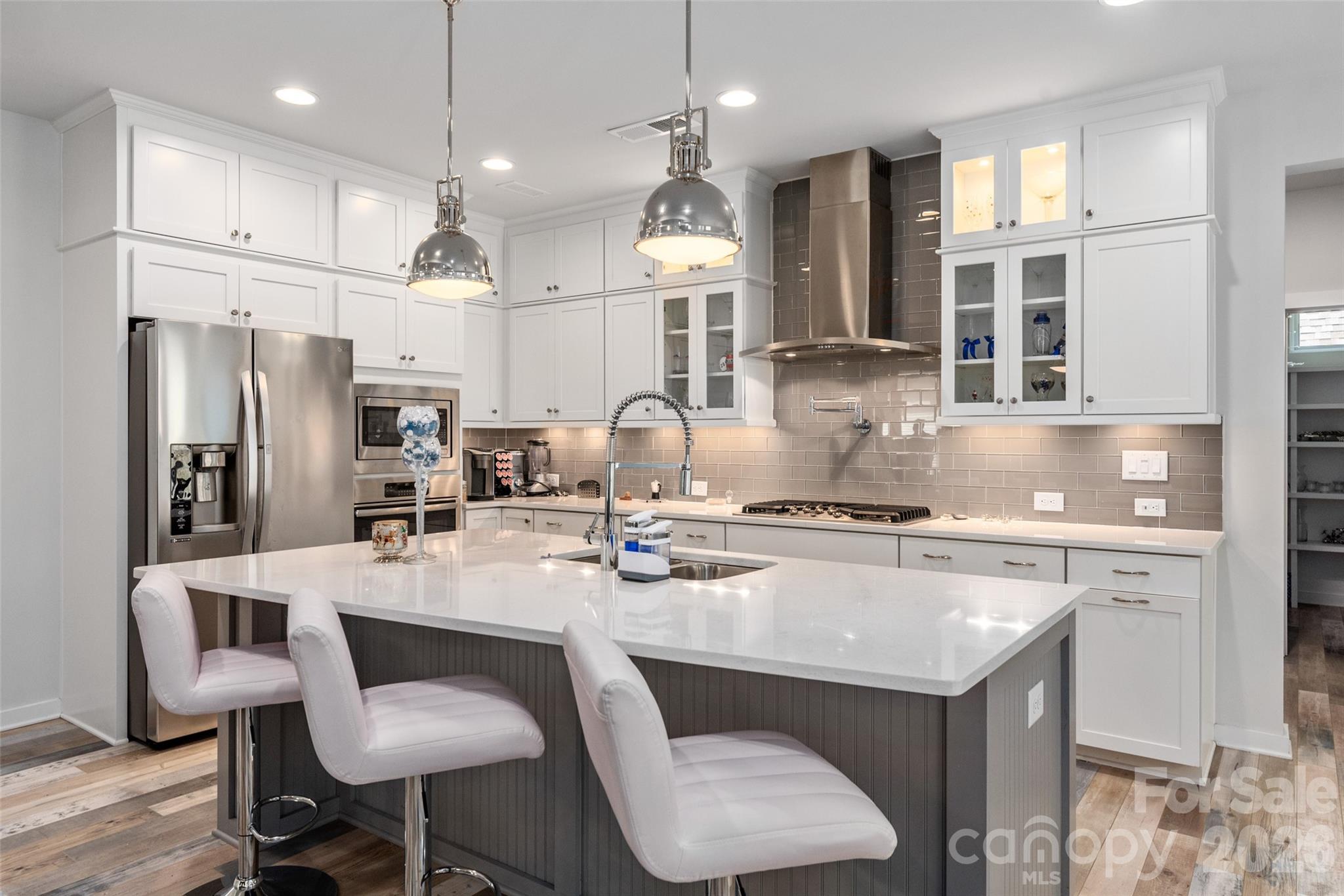 720 Yellow Jessamine Drive — Clover