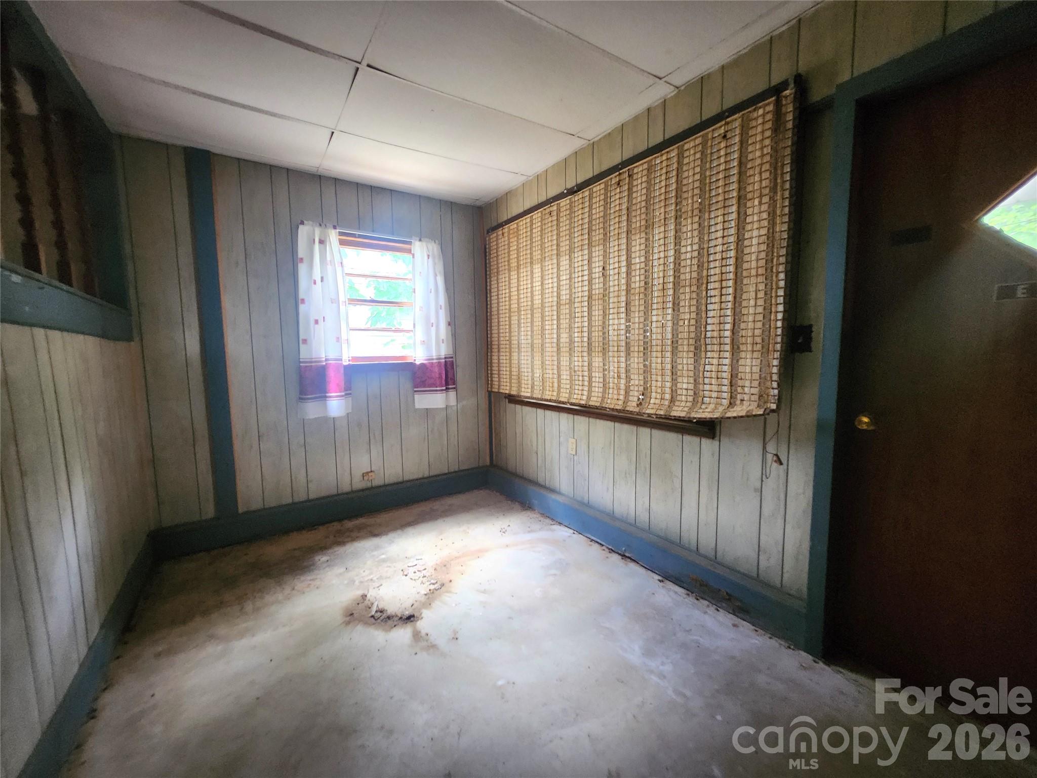 208 London Road — Asheville