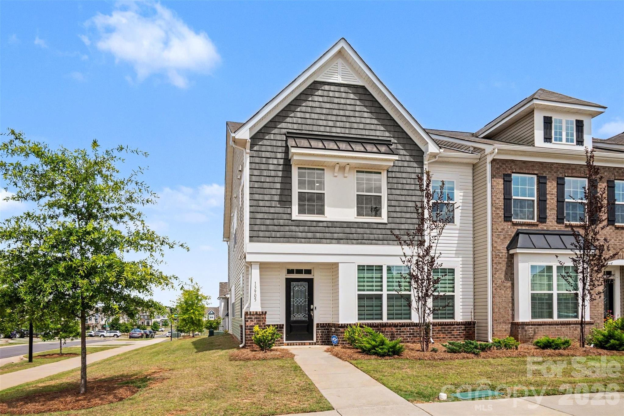 13905 Castle Nook Drive — Charlotte