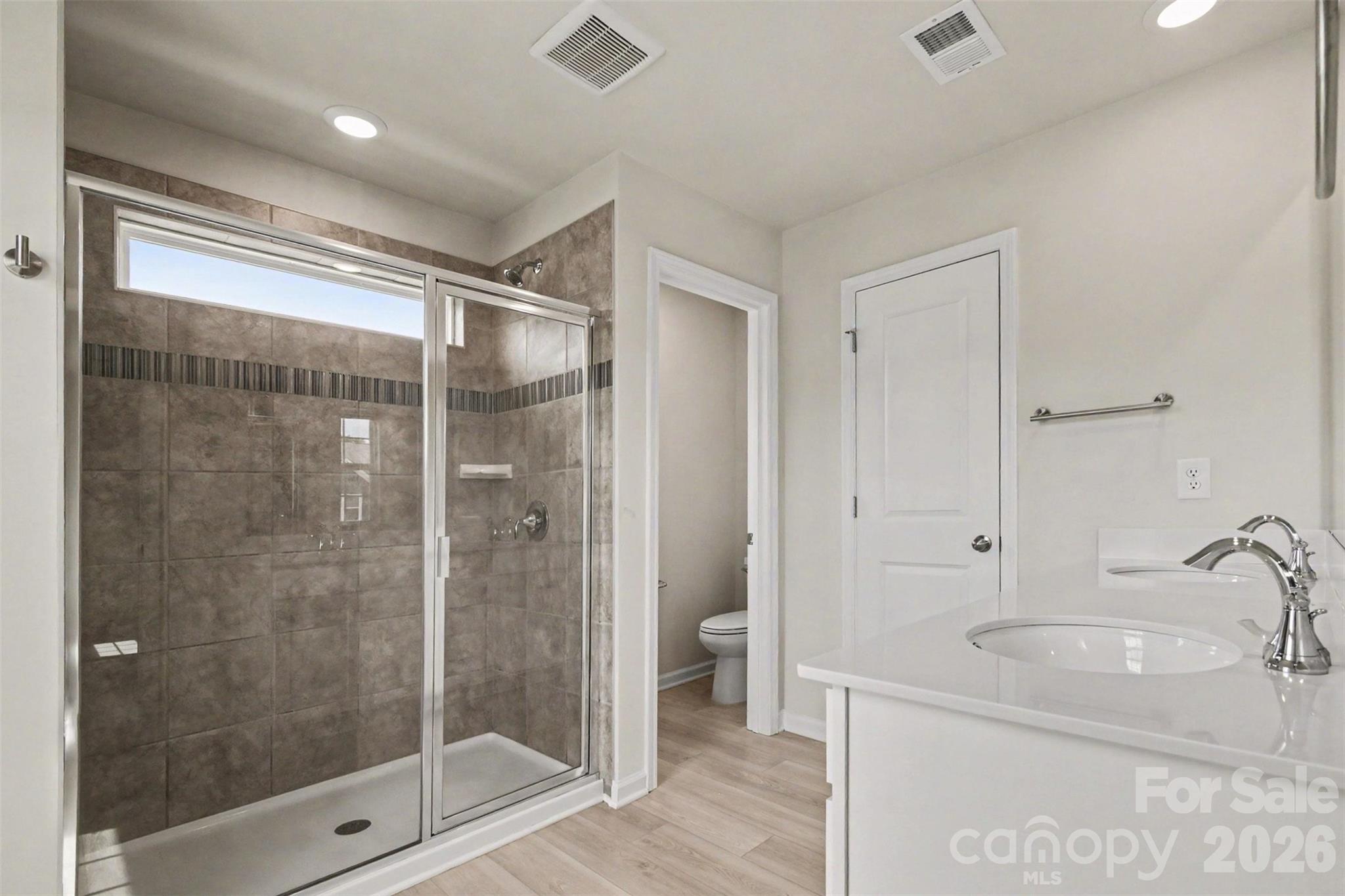 13905 Castle Nook Drive — Charlotte