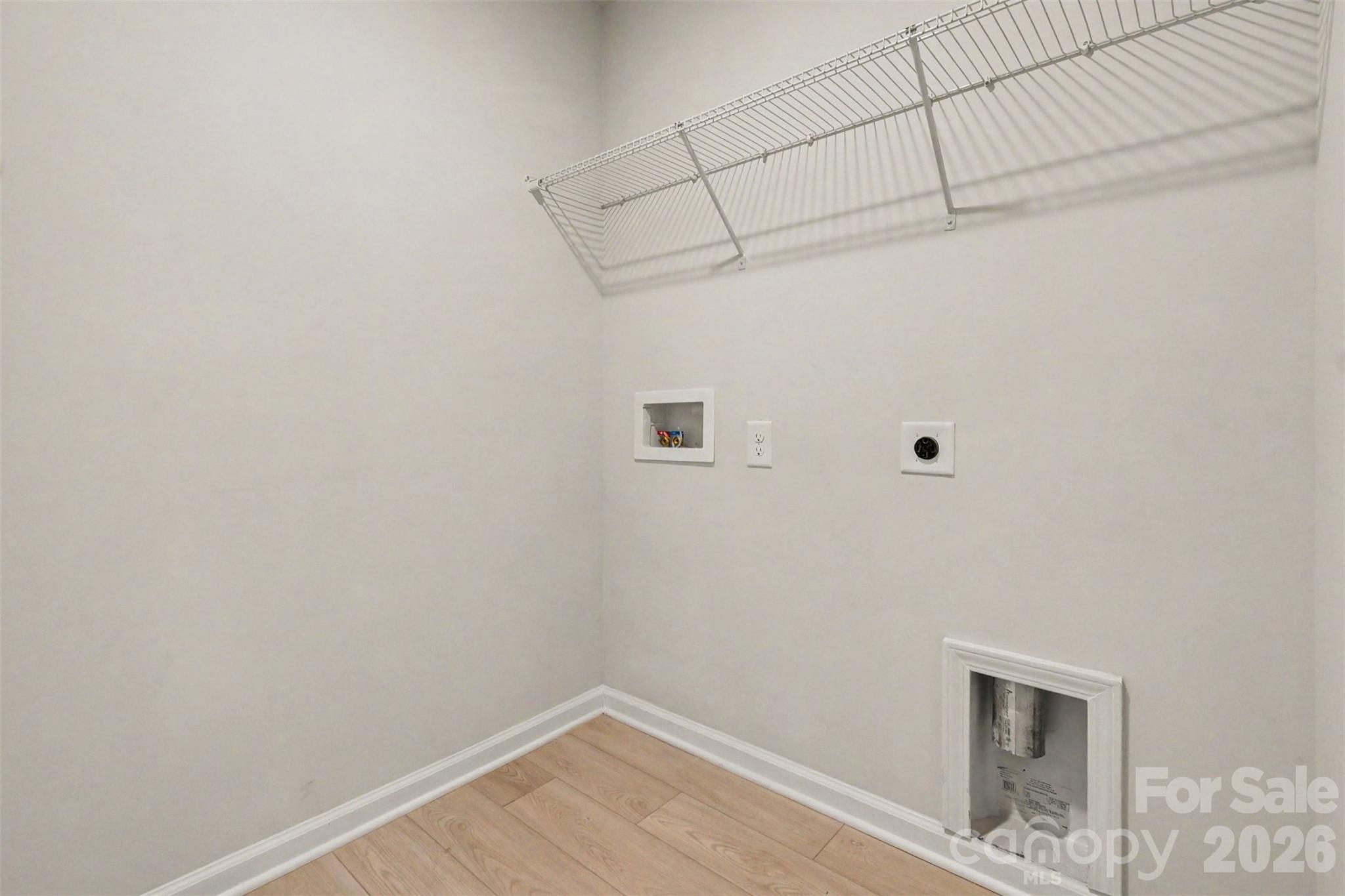 13905 Castle Nook Drive — Charlotte