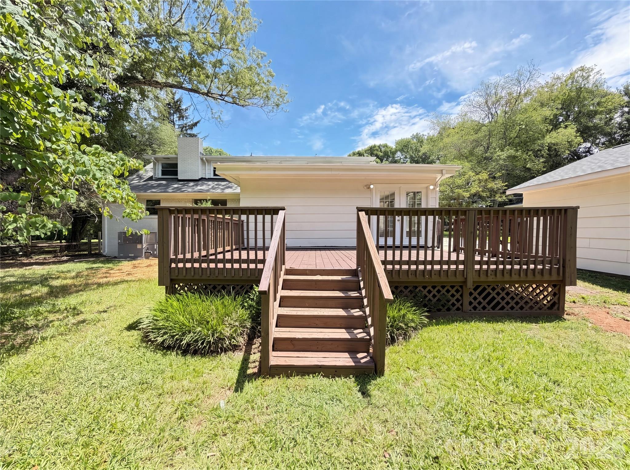 11932 Idlewild Road — Matthews