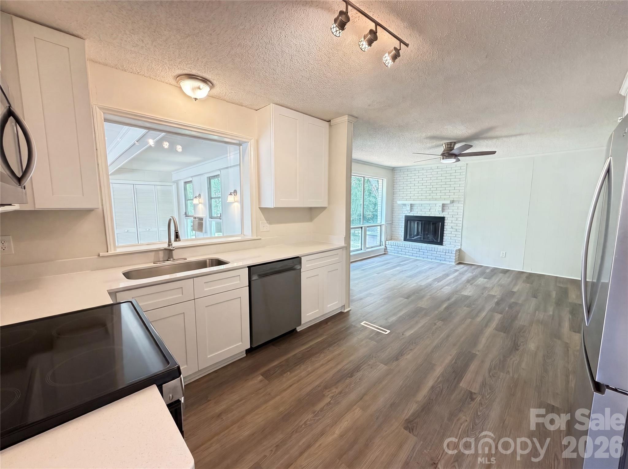 11932 Idlewild Road — Matthews