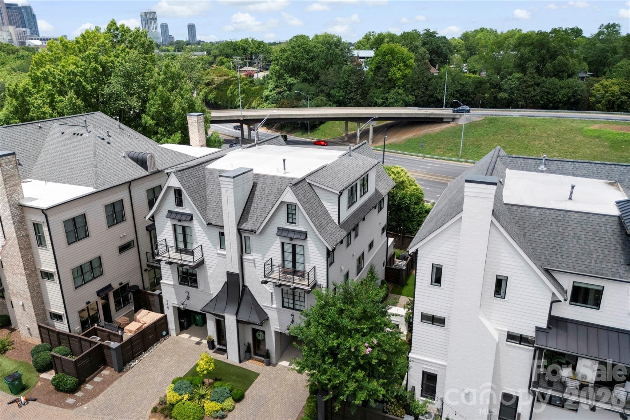 512 Living Way — Charlotte