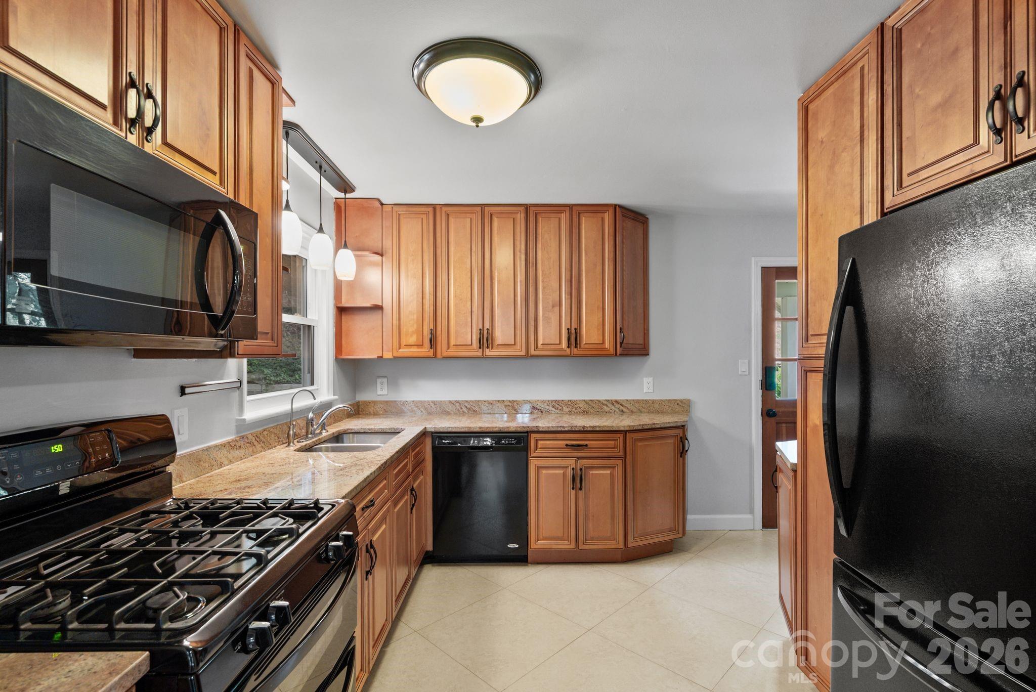 11 Von Ruck Court — Asheville