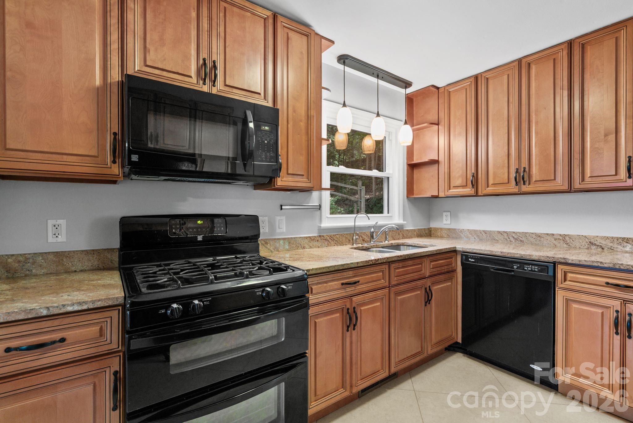 11 Von Ruck Court — Asheville