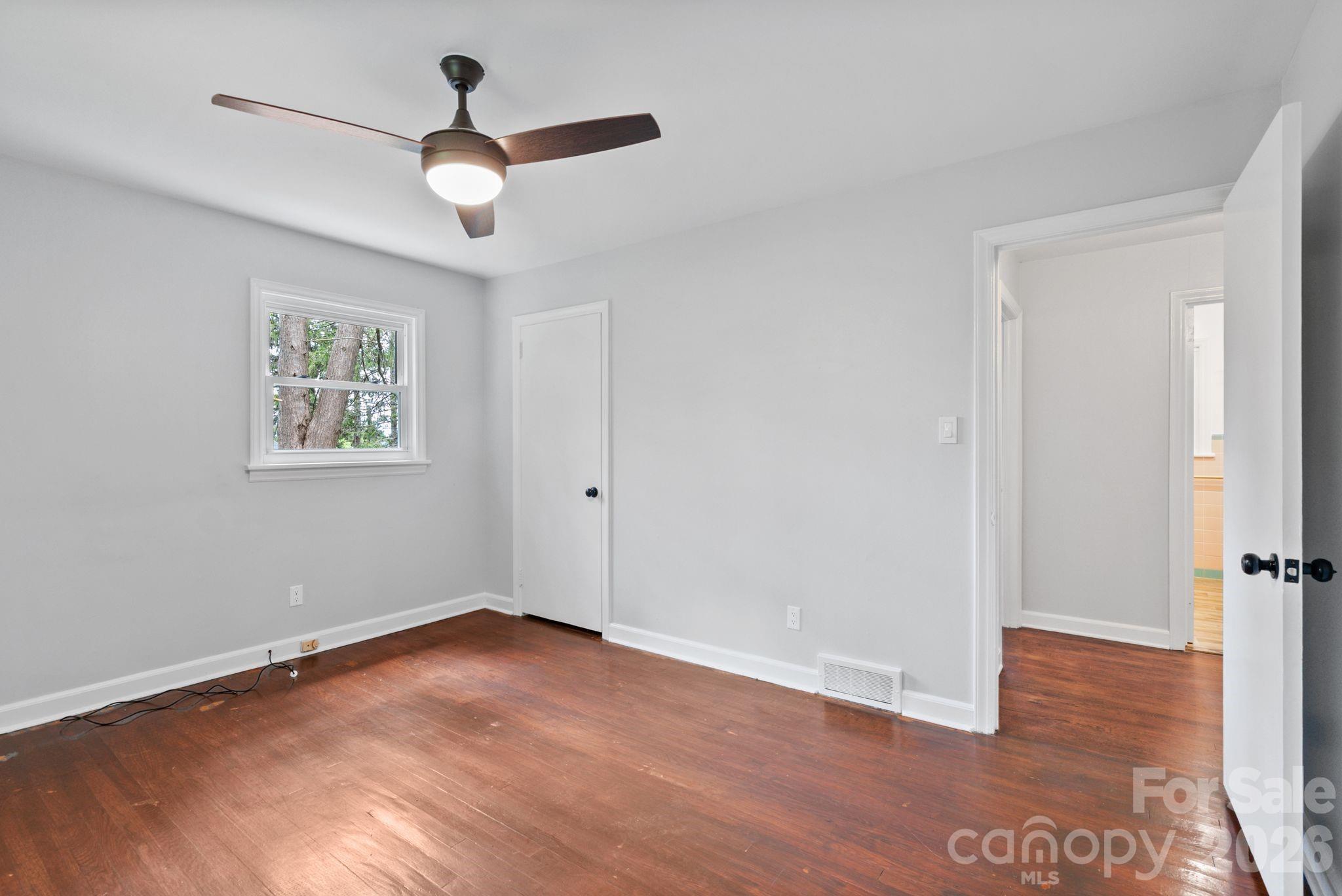 11 Von Ruck Court — Asheville