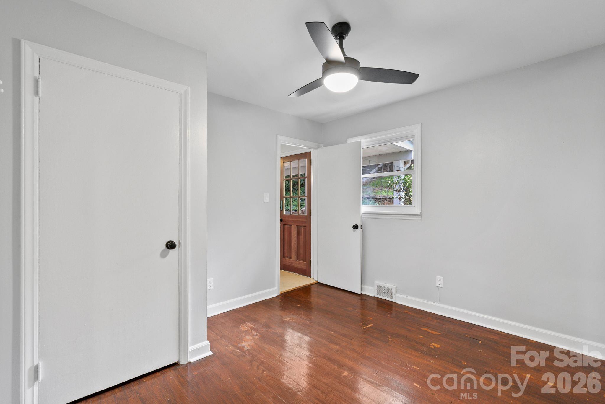 11 Von Ruck Court — Asheville