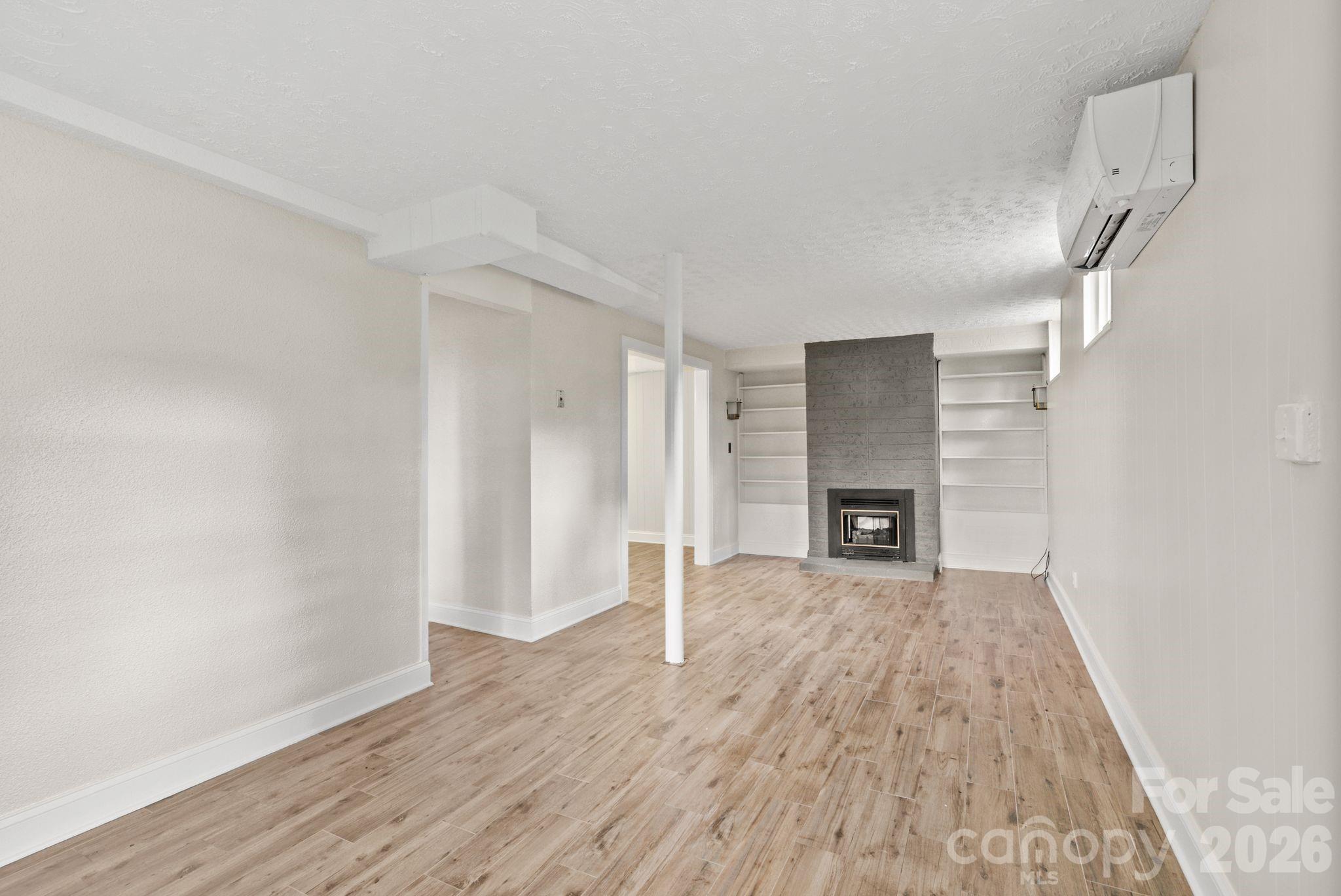 11 Von Ruck Court — Asheville