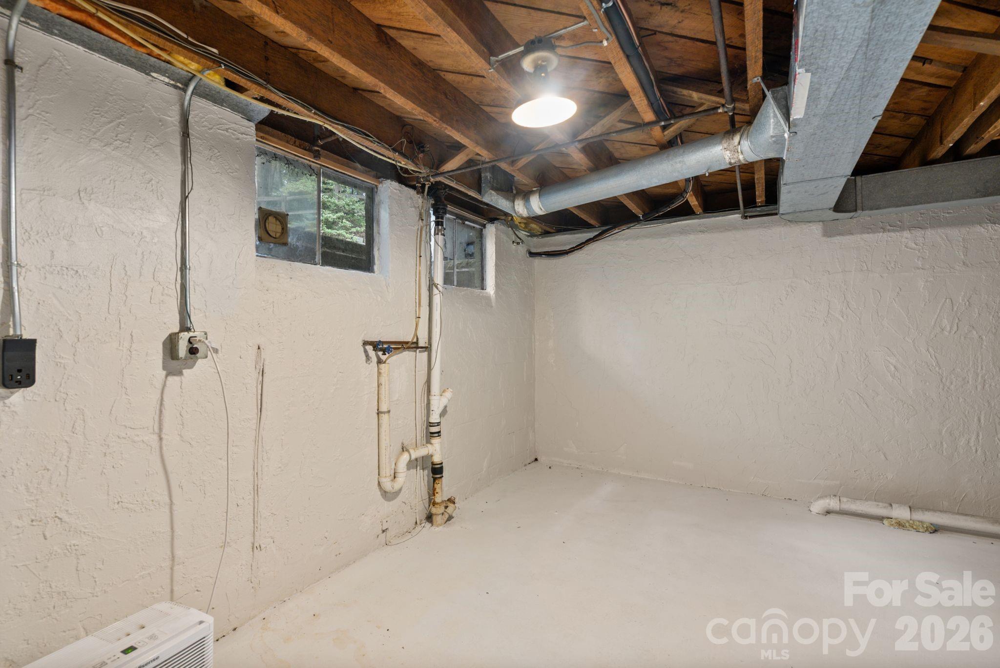11 Von Ruck Court — Asheville