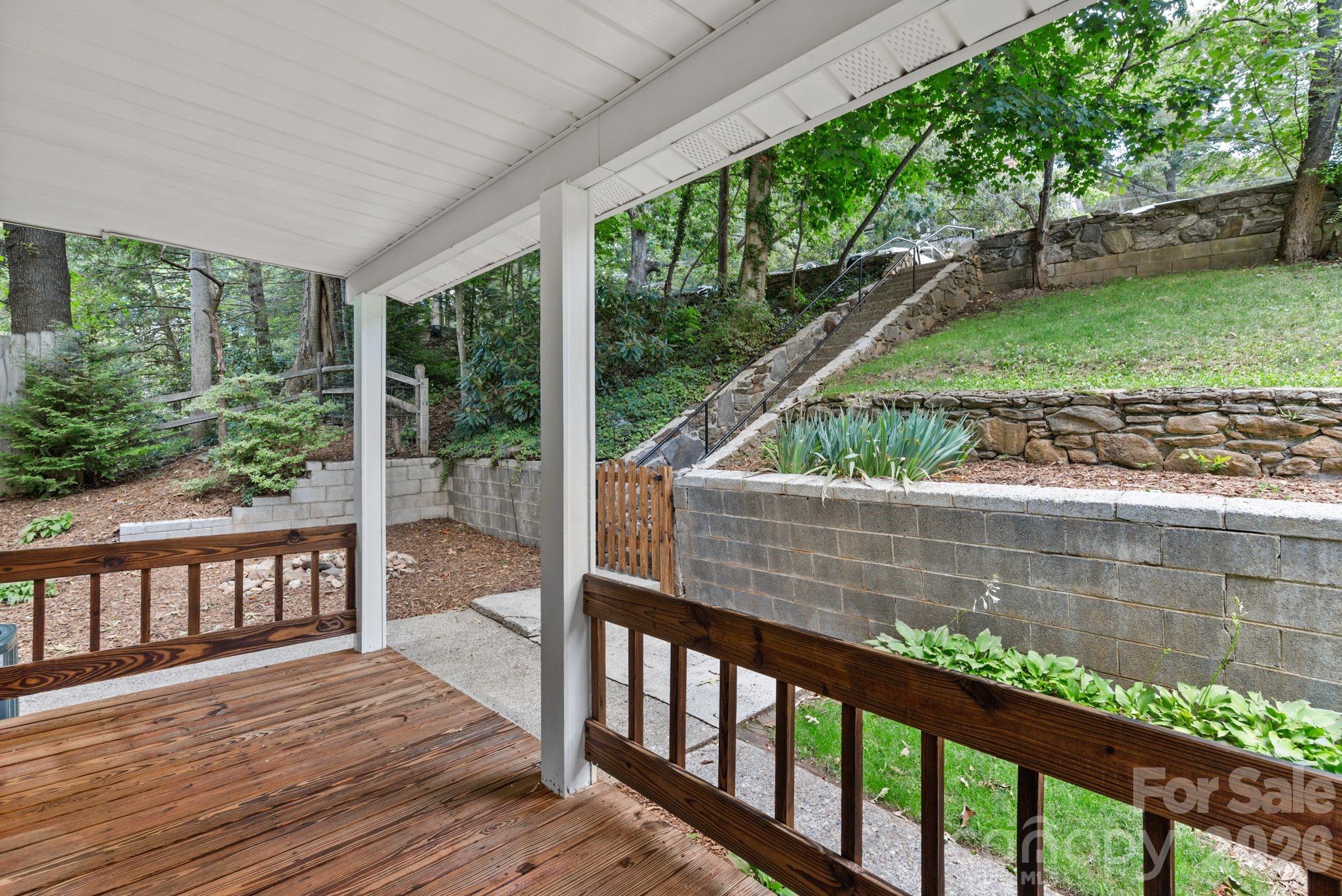 11 Von Ruck Court — Asheville