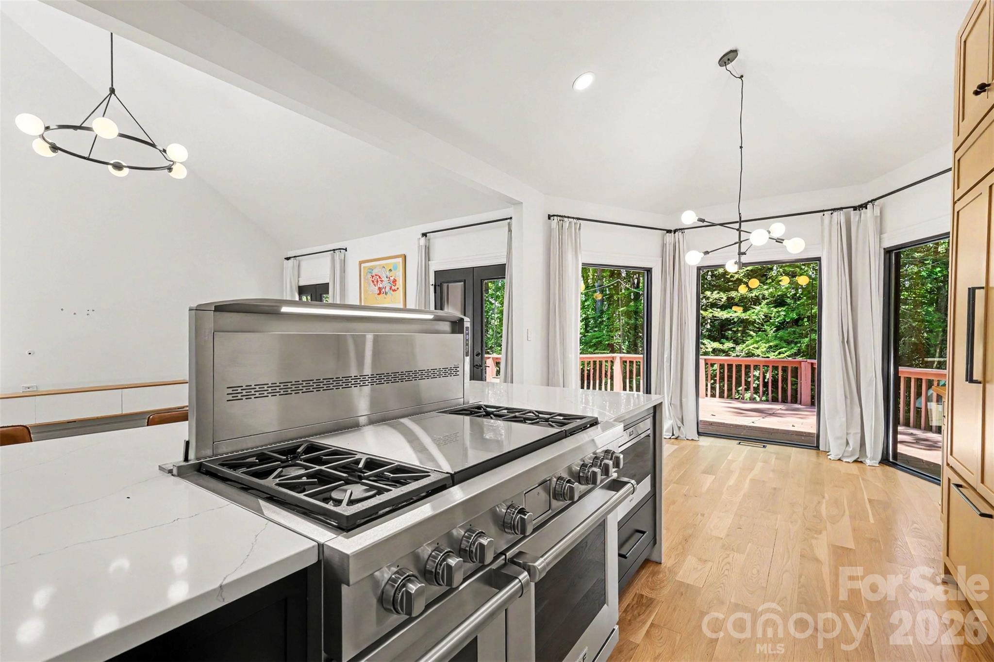 5123 Randolph Road — Charlotte