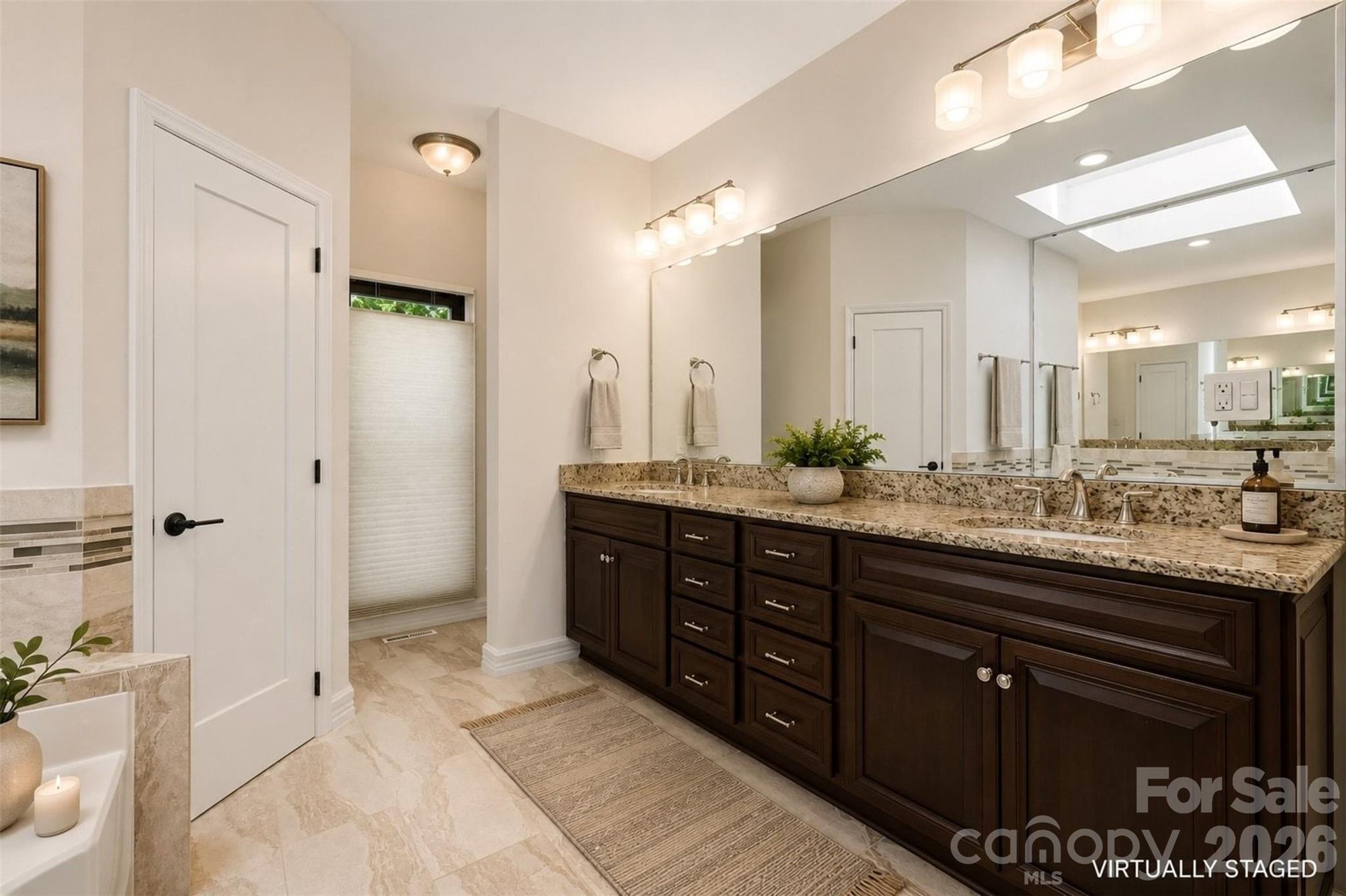 5123 Randolph Road — Charlotte