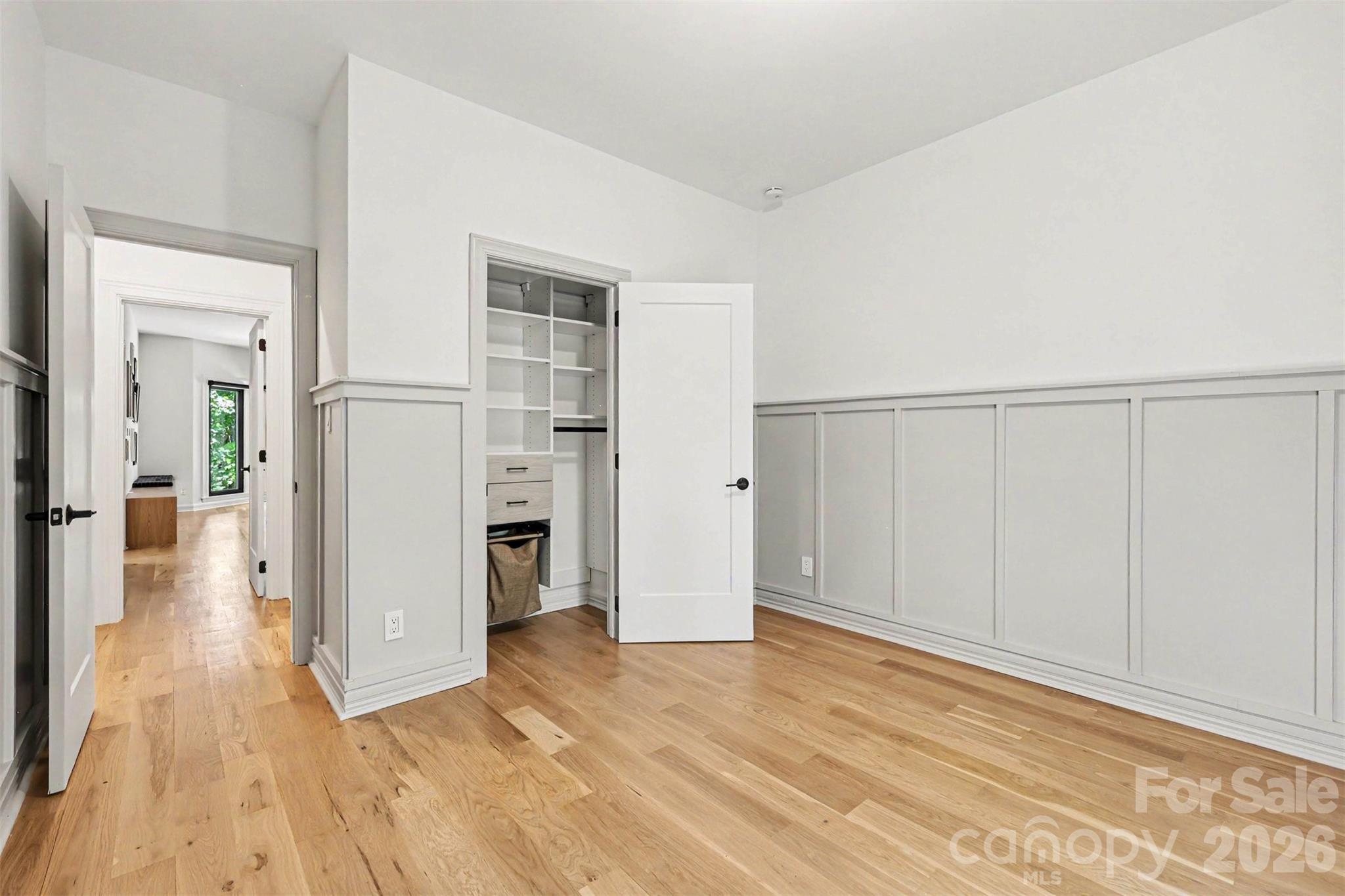 5123 Randolph Road — Charlotte