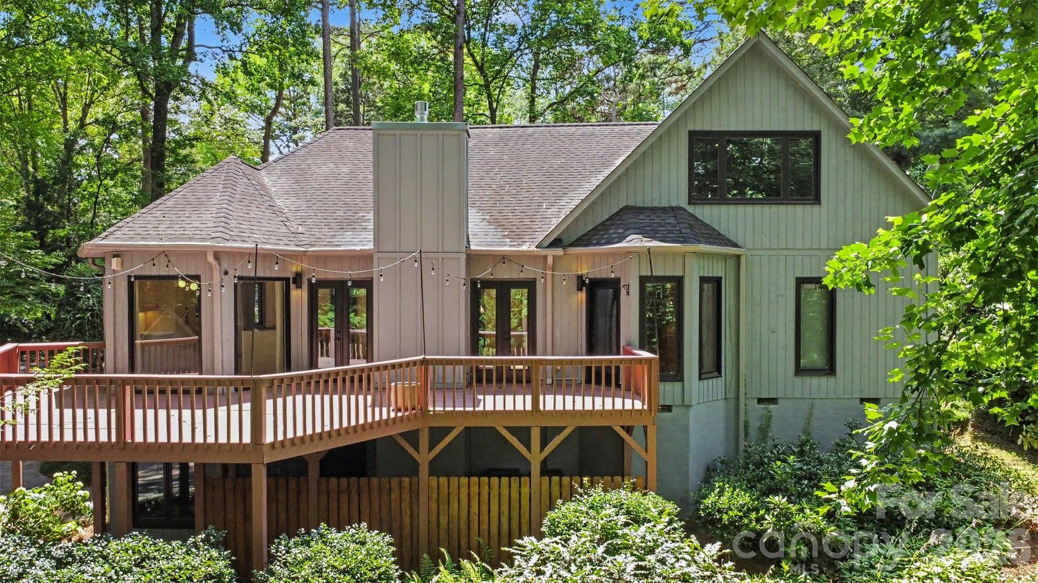 5123 Randolph Road — Charlotte