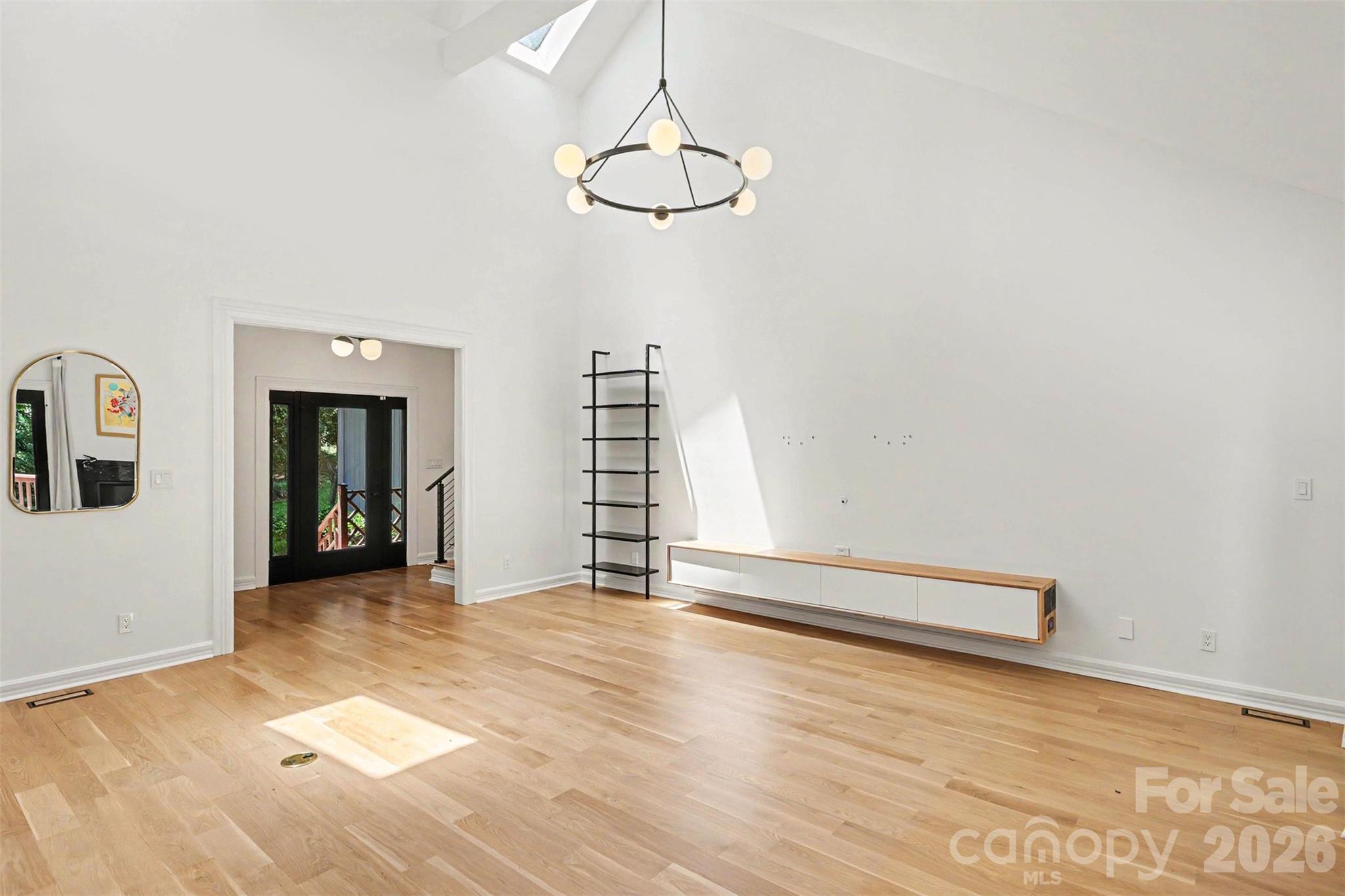 5123 Randolph Road — Charlotte
