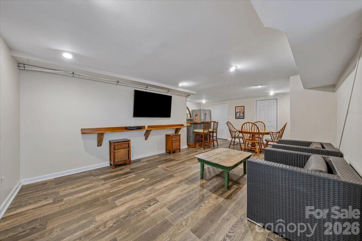 1135 Blueberry Lane — Charlotte
