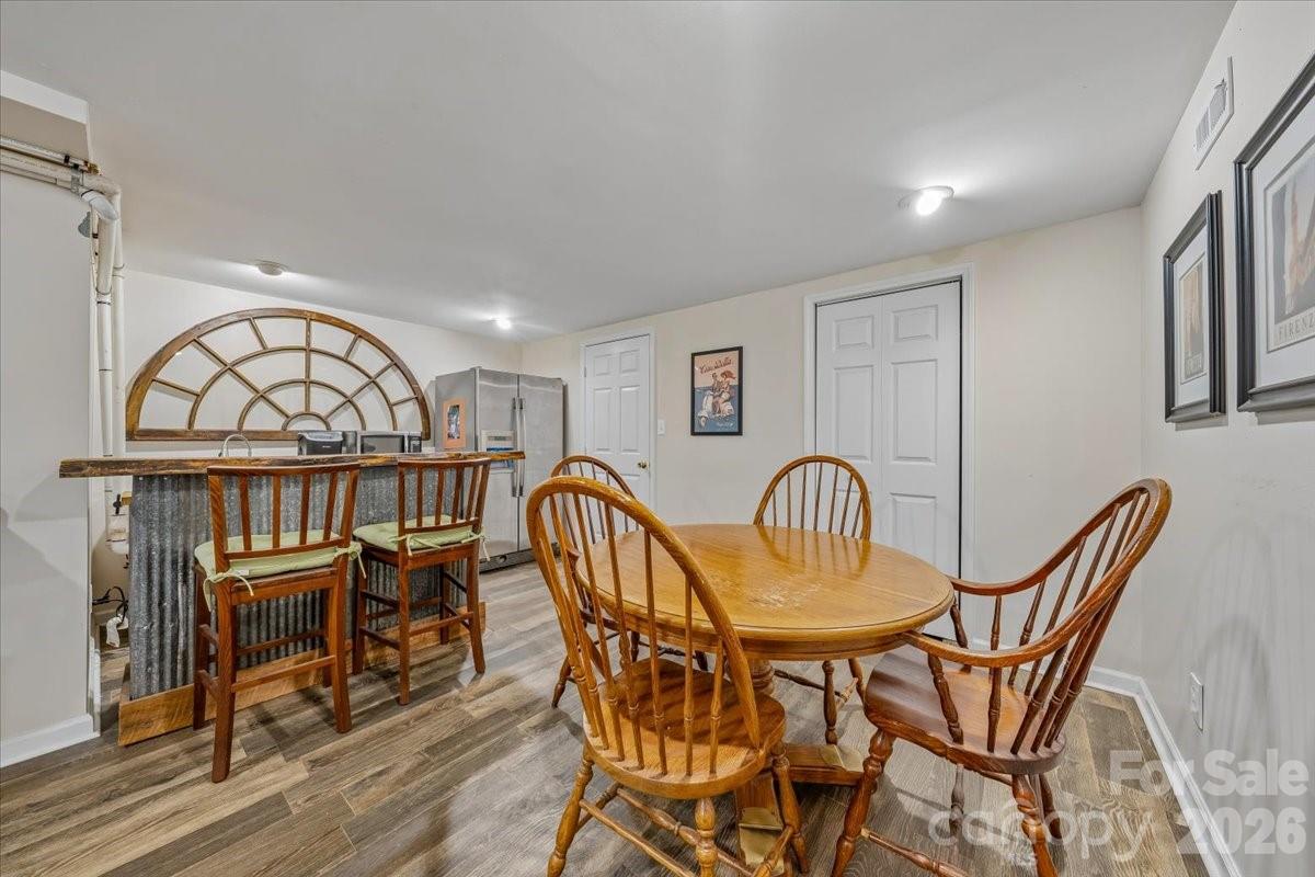 1135 Blueberry Lane — Charlotte