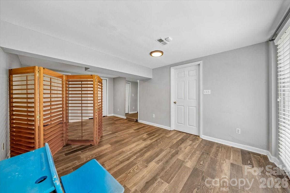 1135 Blueberry Lane — Charlotte