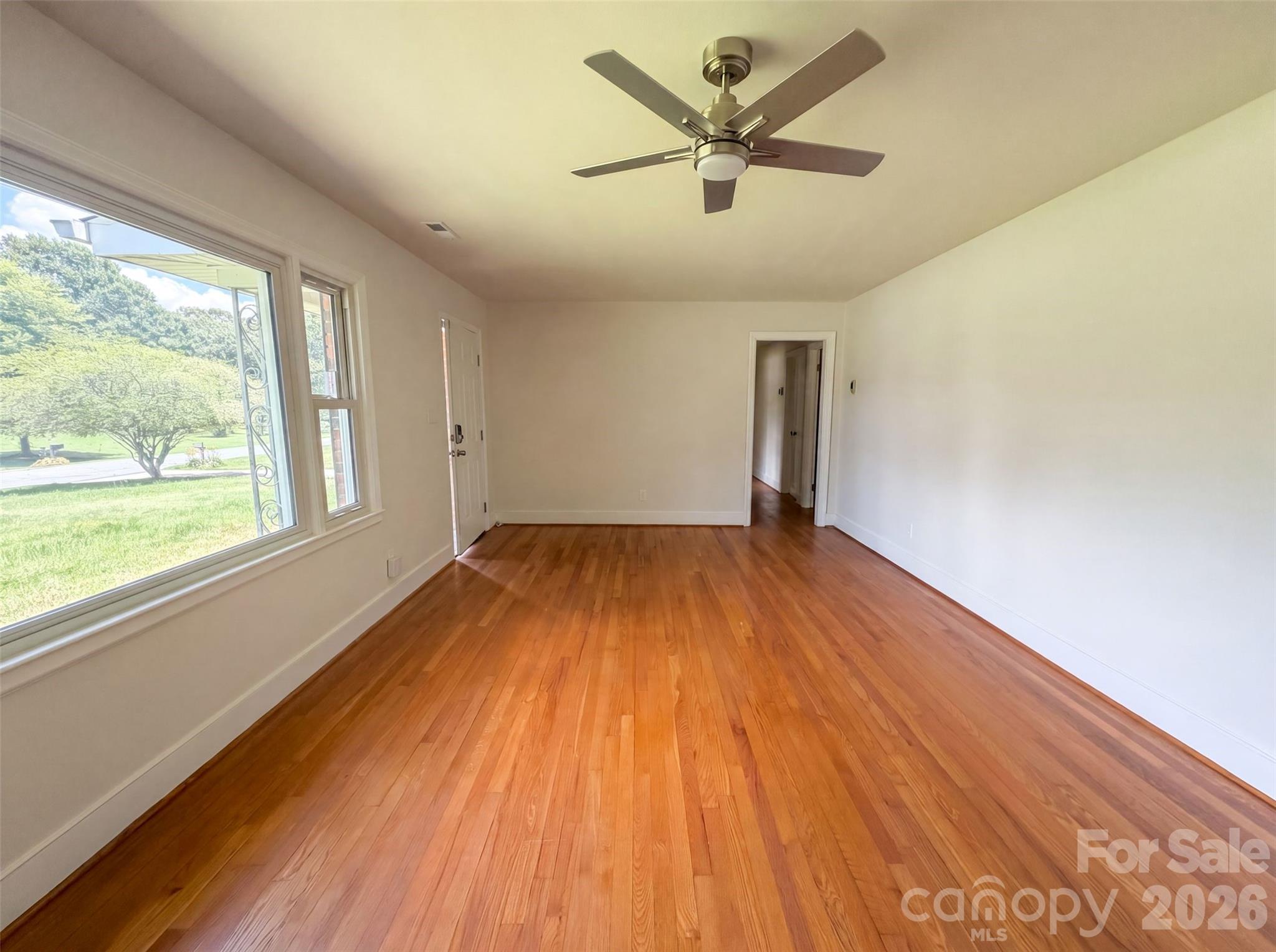 1911 Amberhill Lane — Charlotte