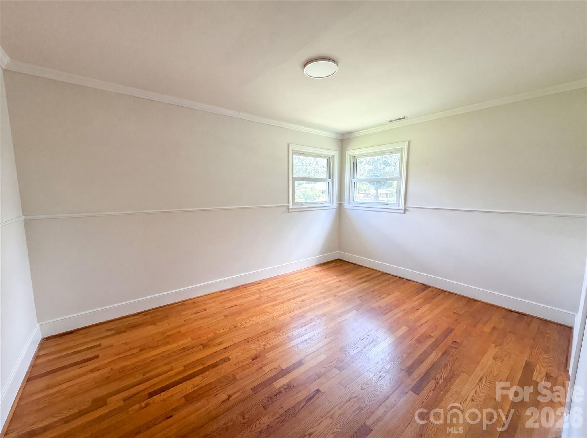 1911 Amberhill Lane — Charlotte
