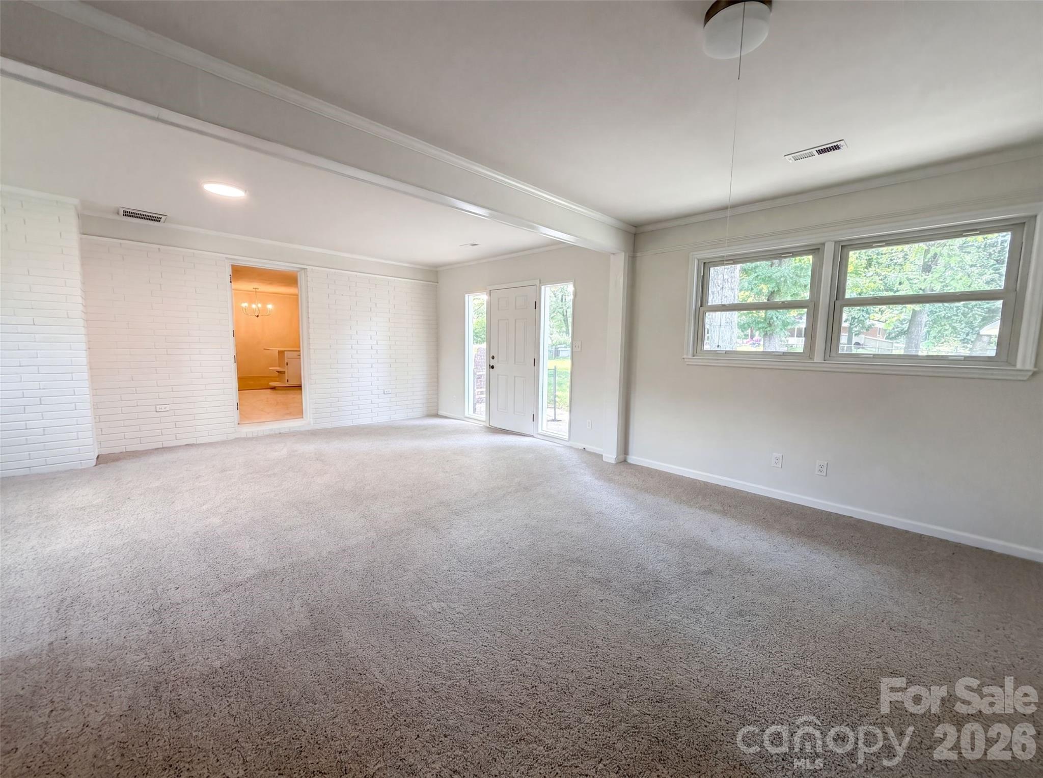 1911 Amberhill Lane — Charlotte