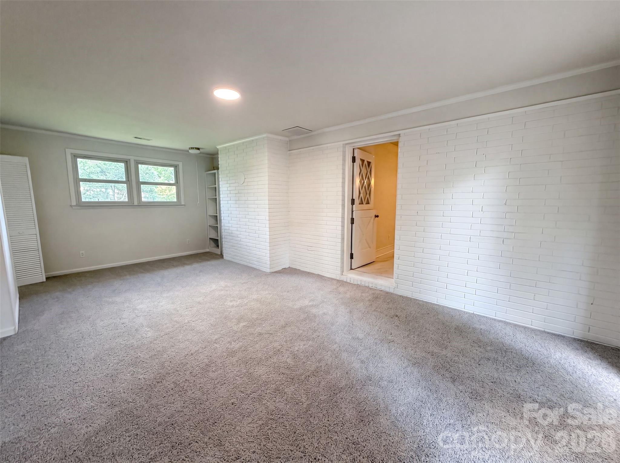 1911 Amberhill Lane — Charlotte
