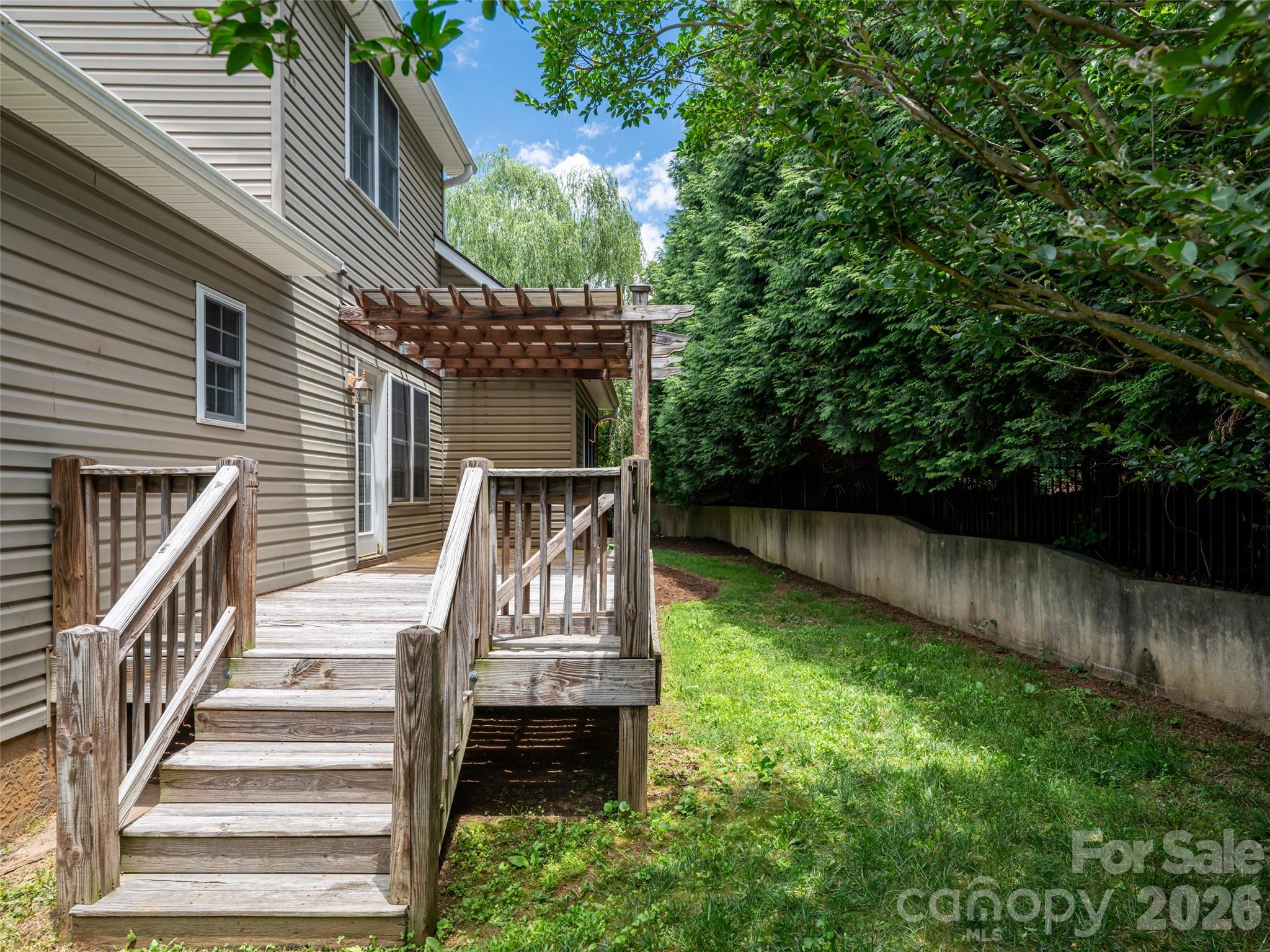 25 Driftstone Circle — Arden
