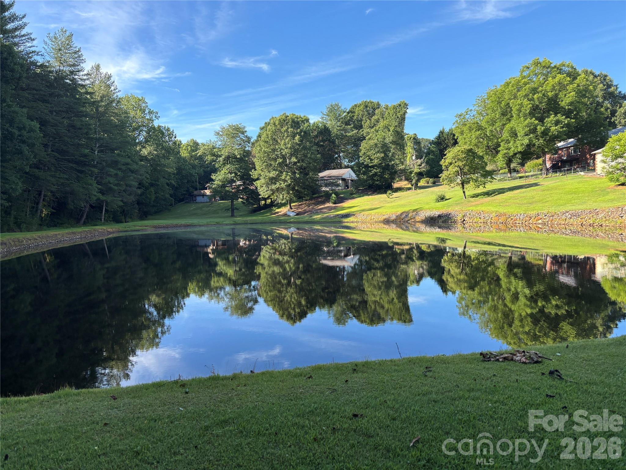 390 Airport Road — Taylorsville
