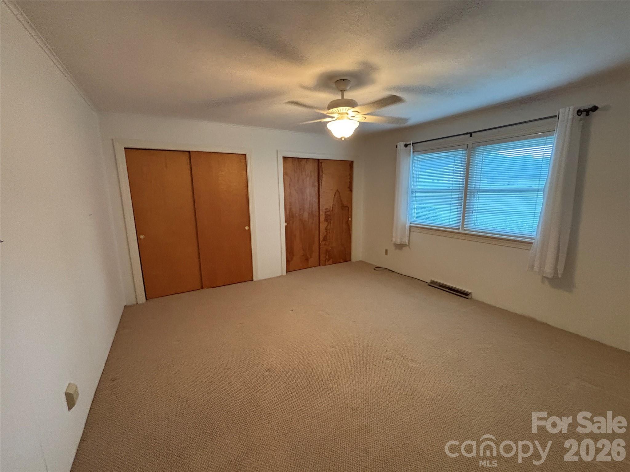 390 Airport Road — Taylorsville