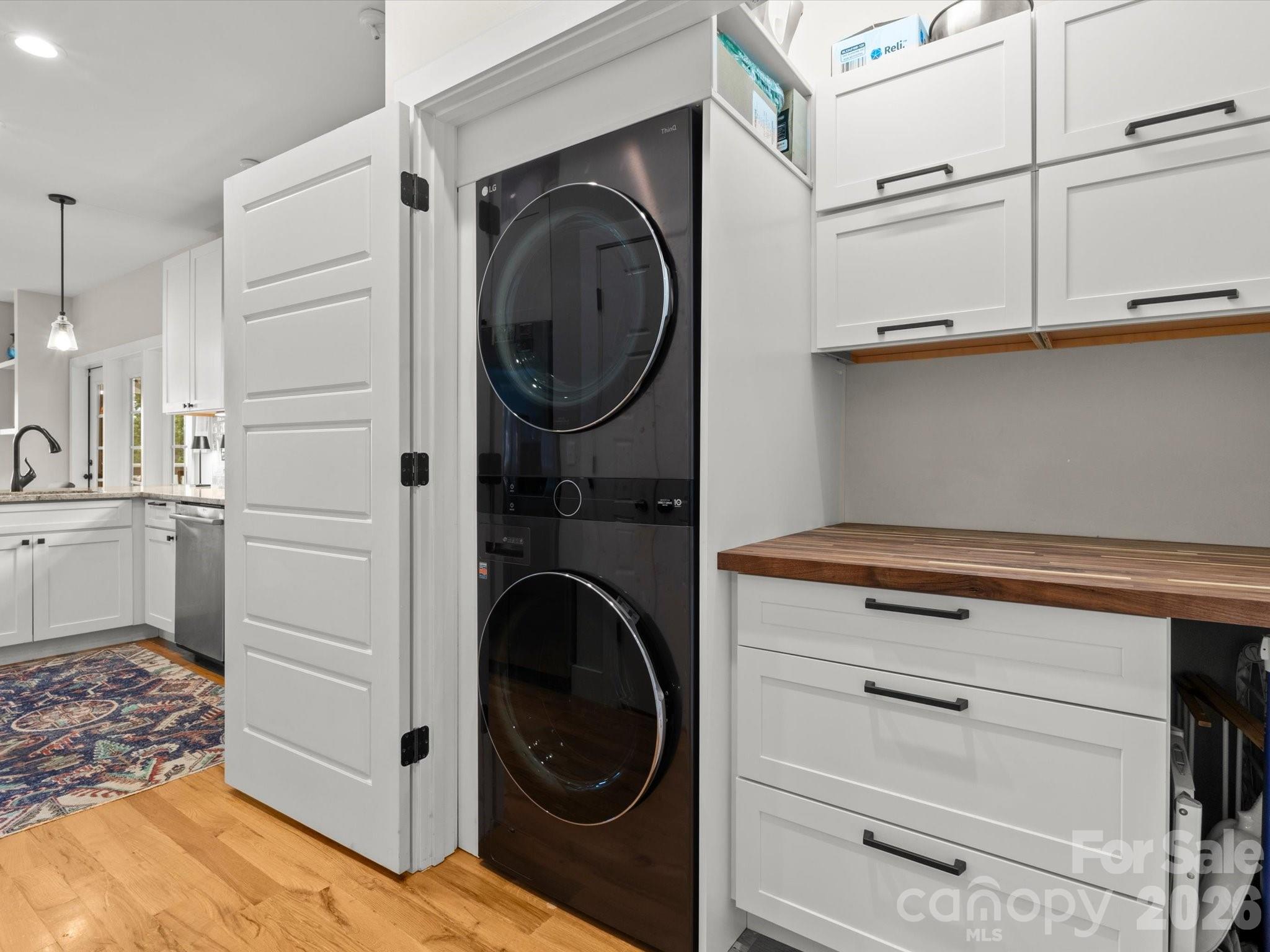 18 Thurland Avenue — Asheville