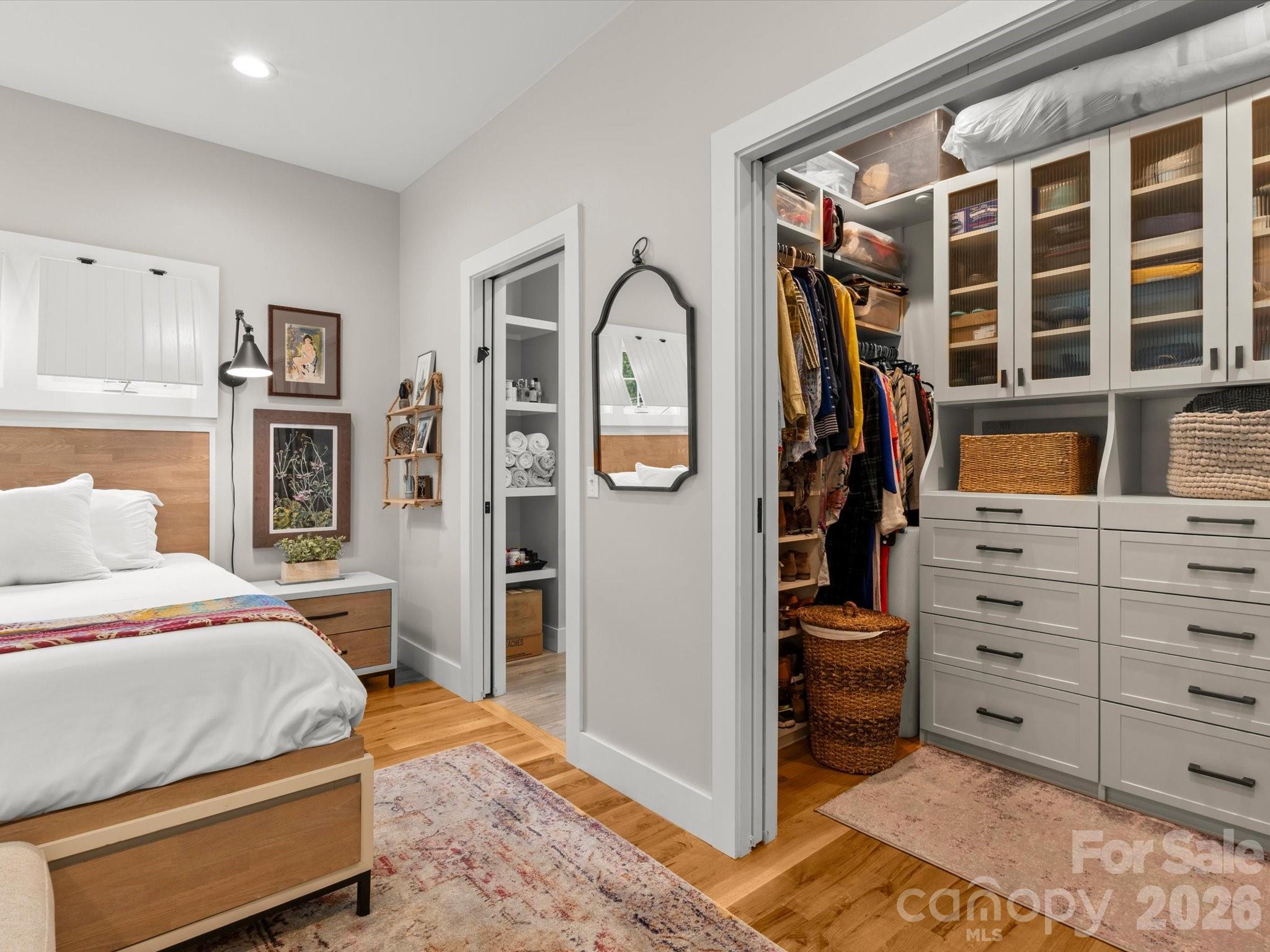 18 Thurland Avenue — Asheville