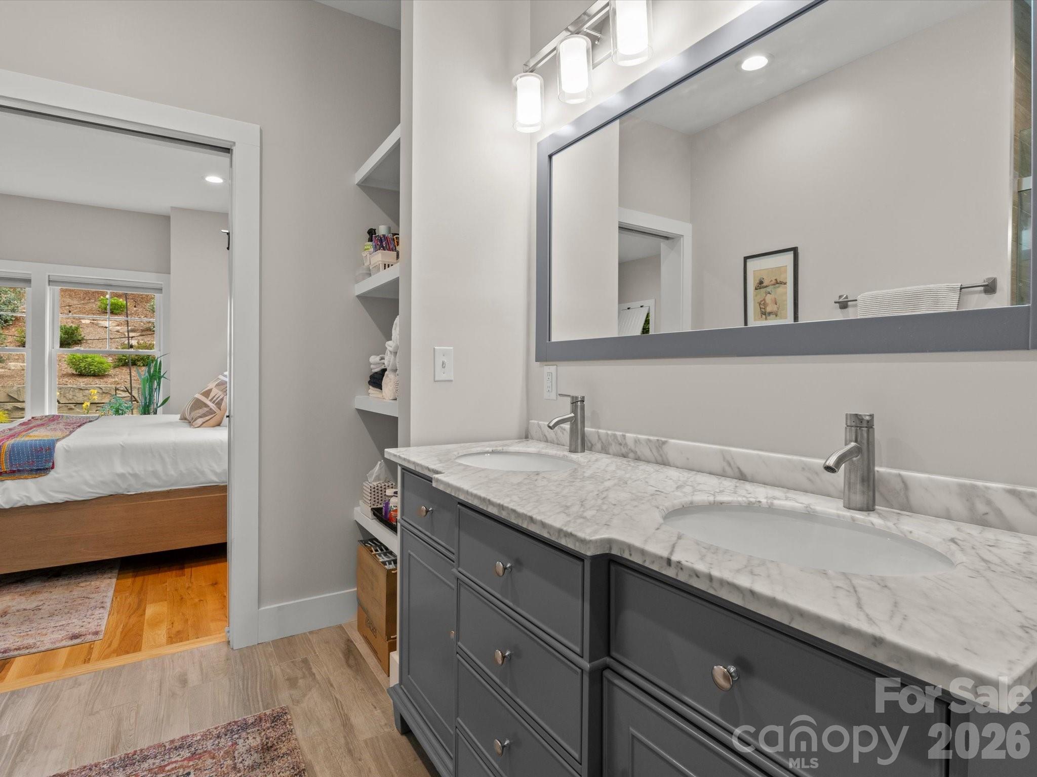 18 Thurland Avenue — Asheville