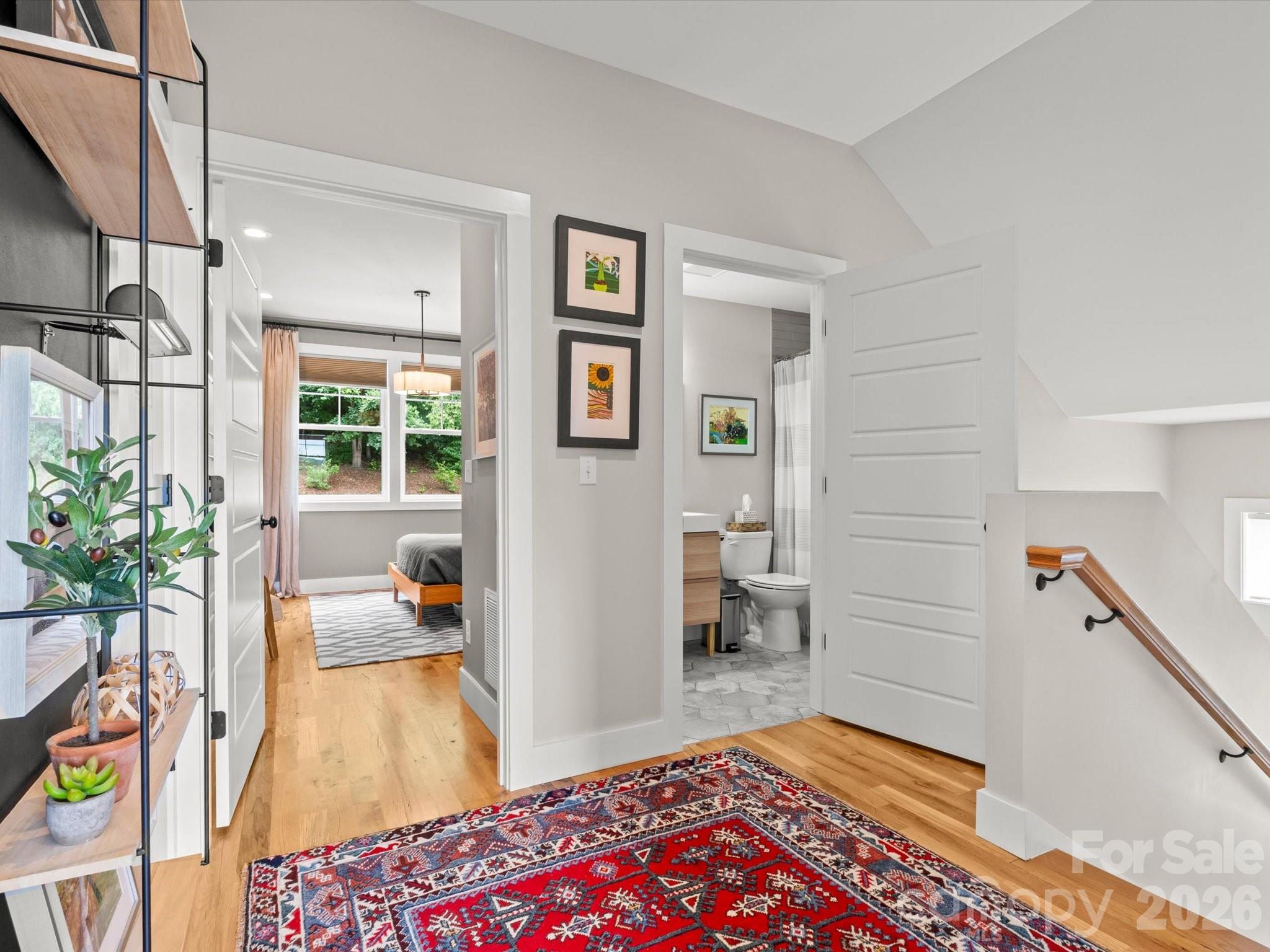 18 Thurland Avenue — Asheville