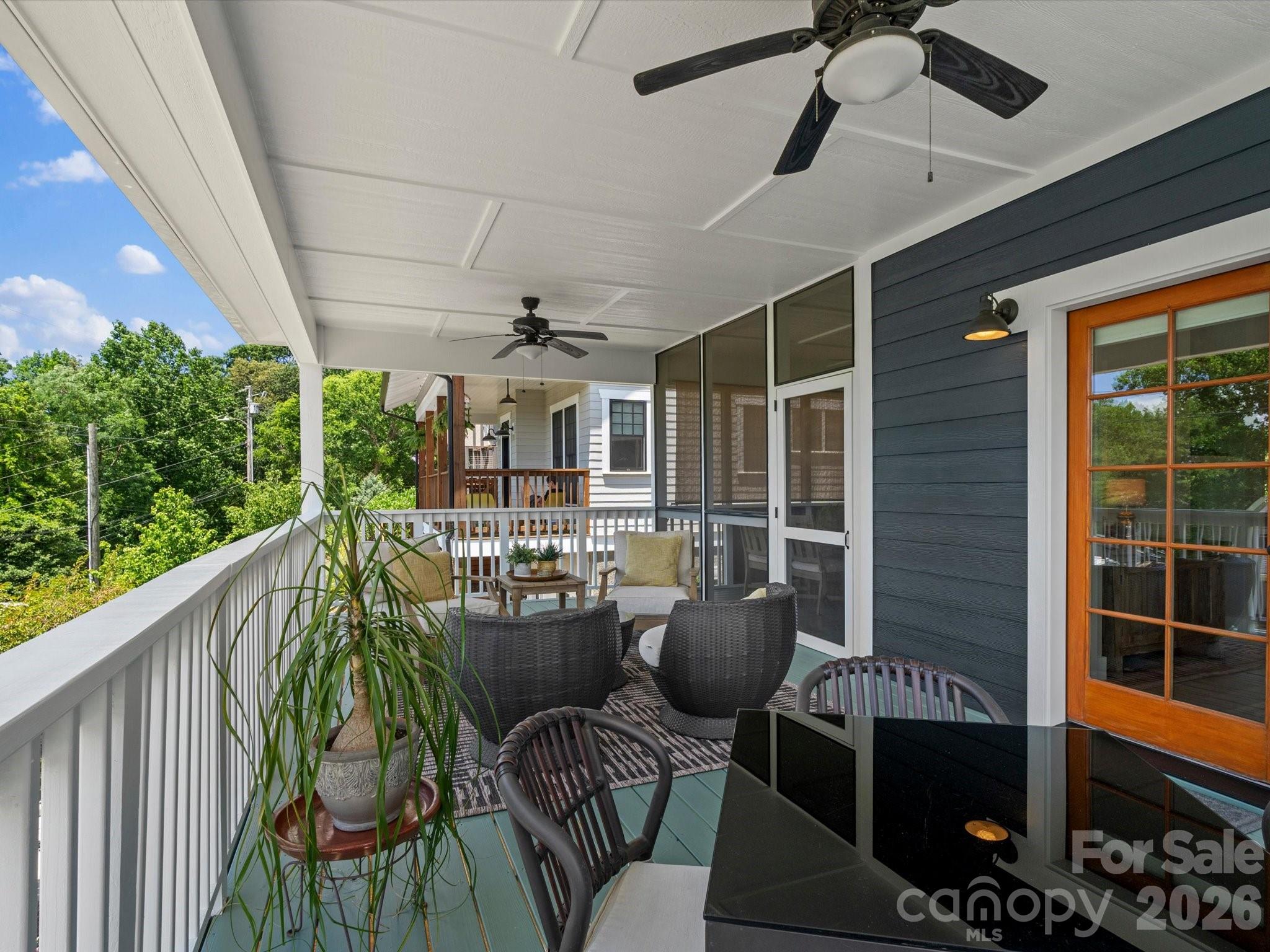 18 Thurland Avenue — Asheville
