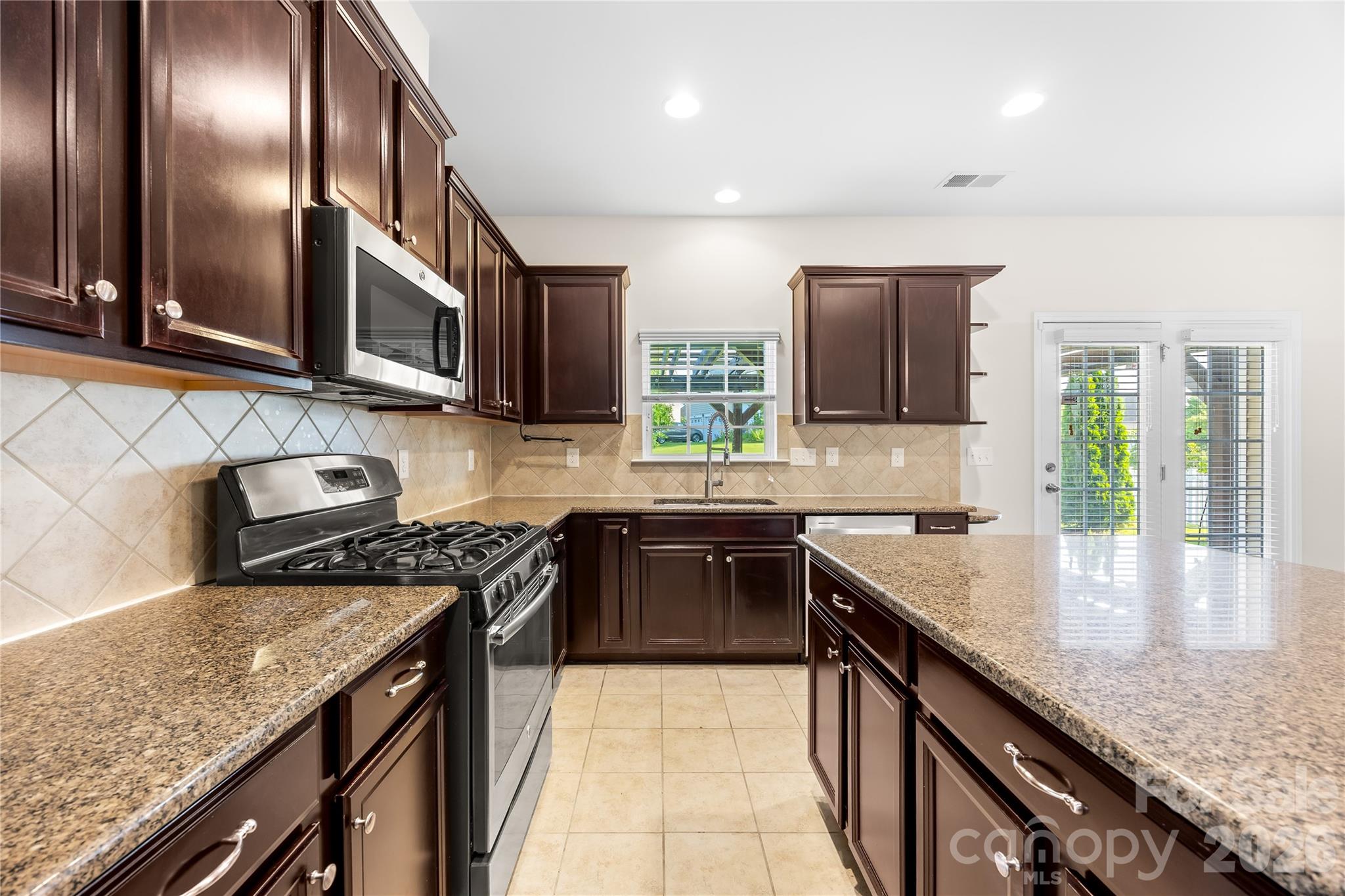 8862 Amazing Court — Harrisburg
