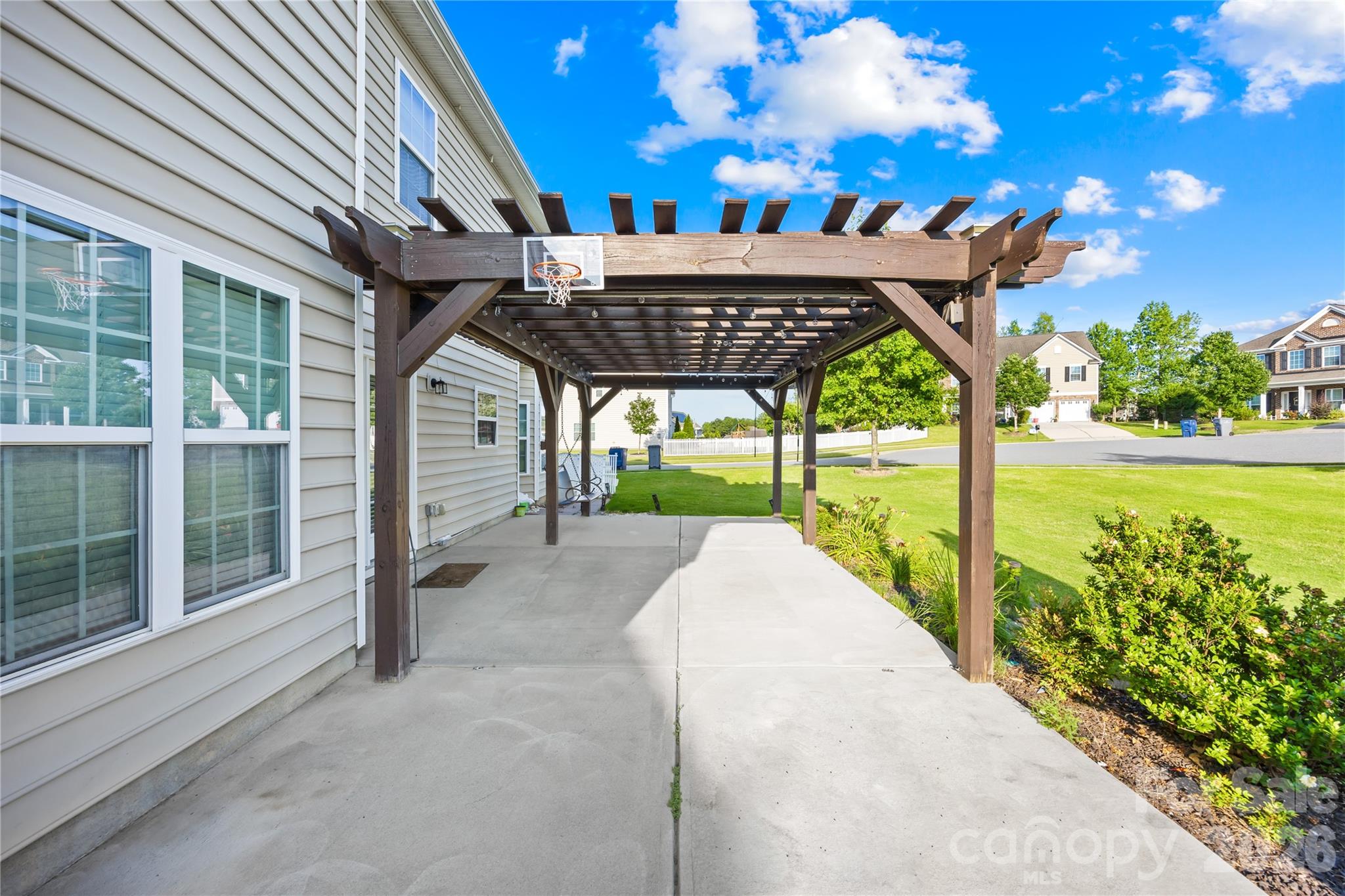 8862 Amazing Court — Harrisburg