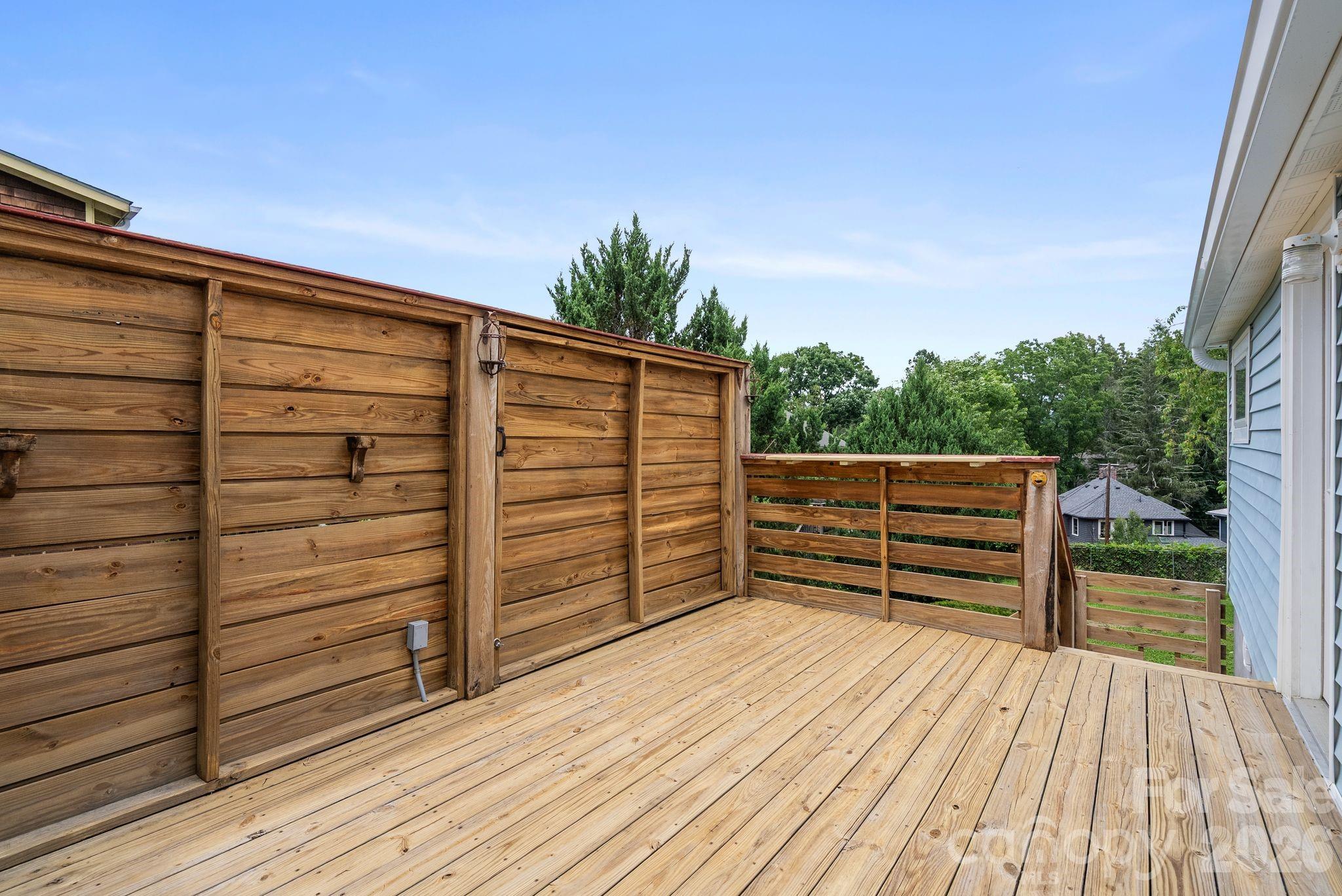 60 Annandale Avenue — Asheville