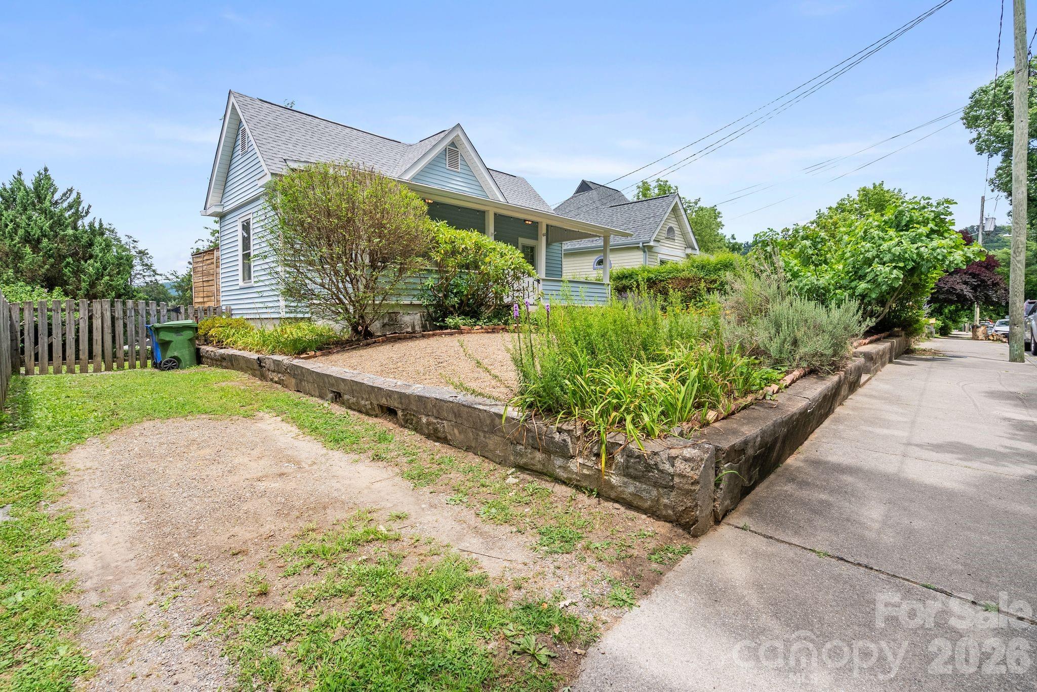 60 Annandale Avenue — Asheville