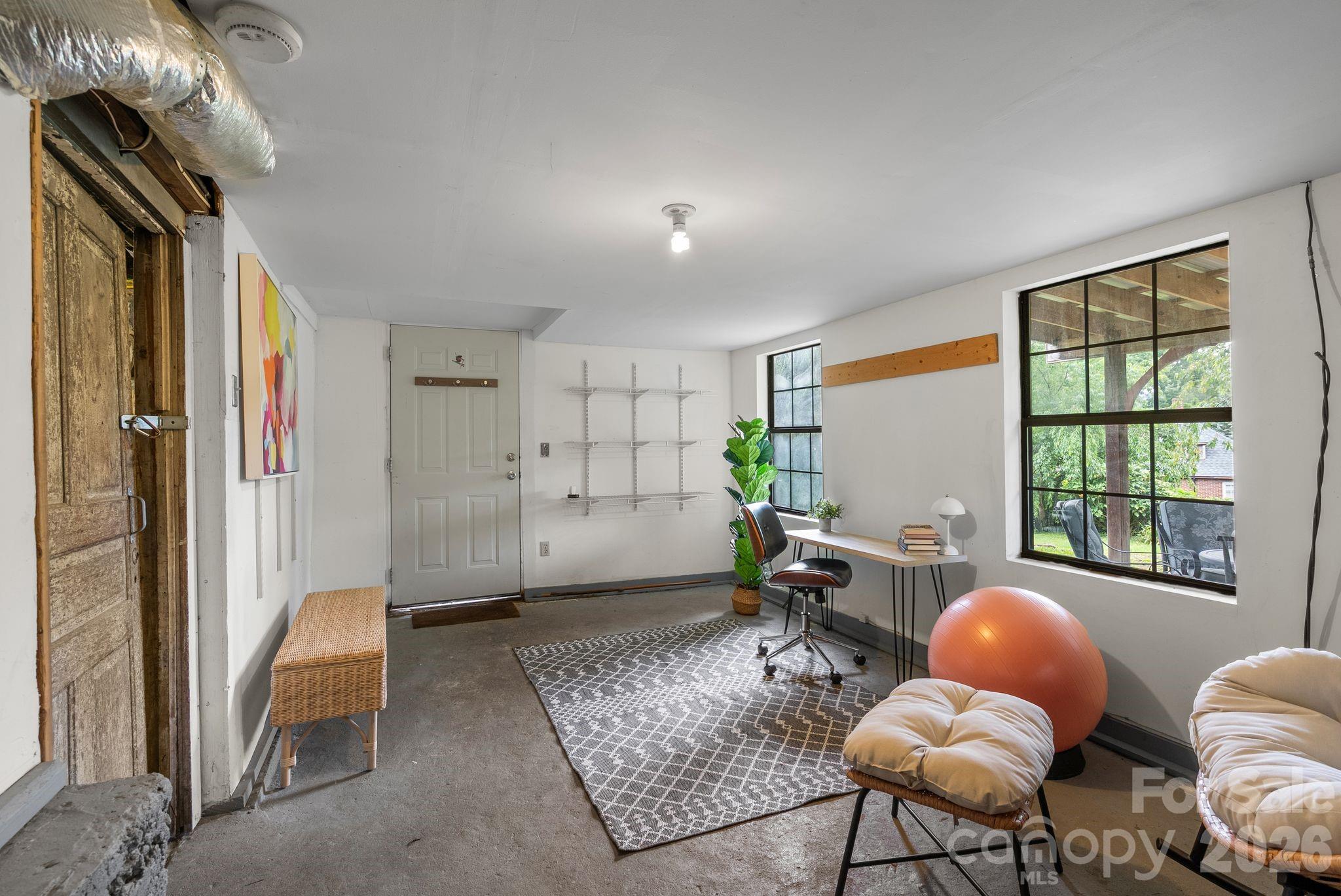 60 Annandale Avenue — Asheville