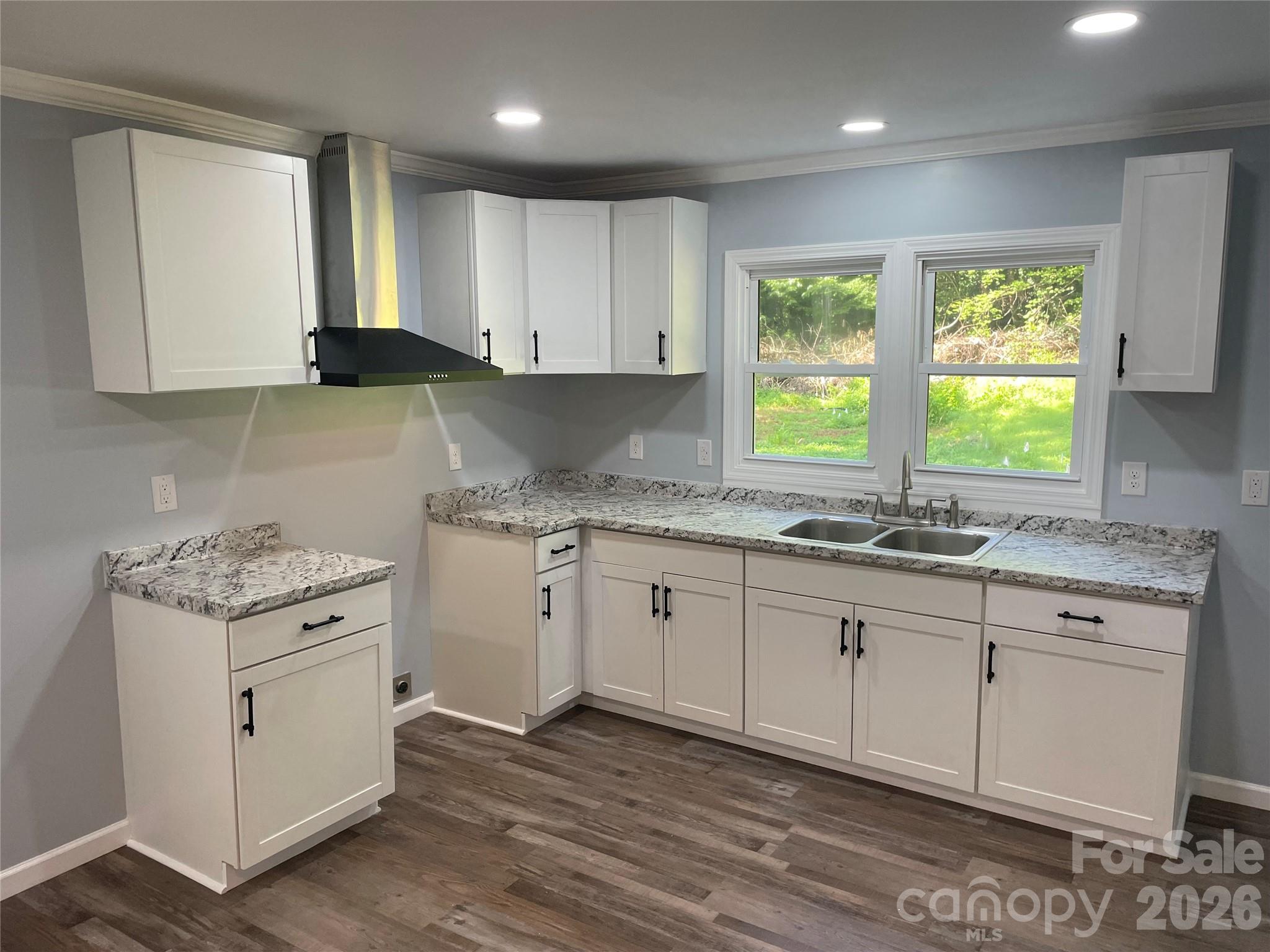 2379 Indian Grave Road — Lenoir