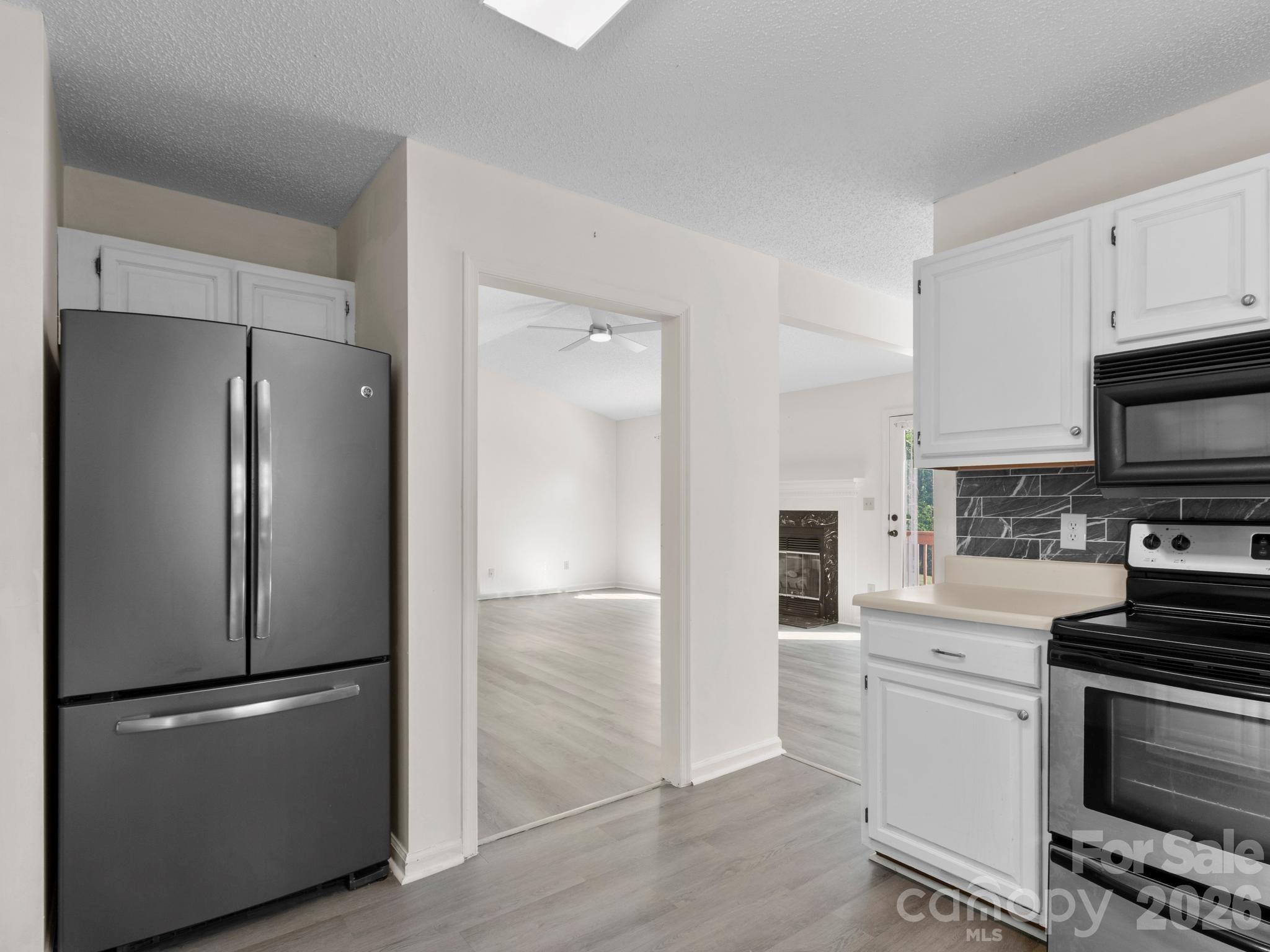 1 Strathmore Drive — Arden
