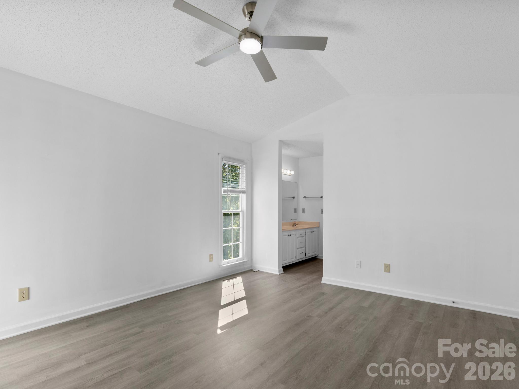 1 Strathmore Drive — Arden