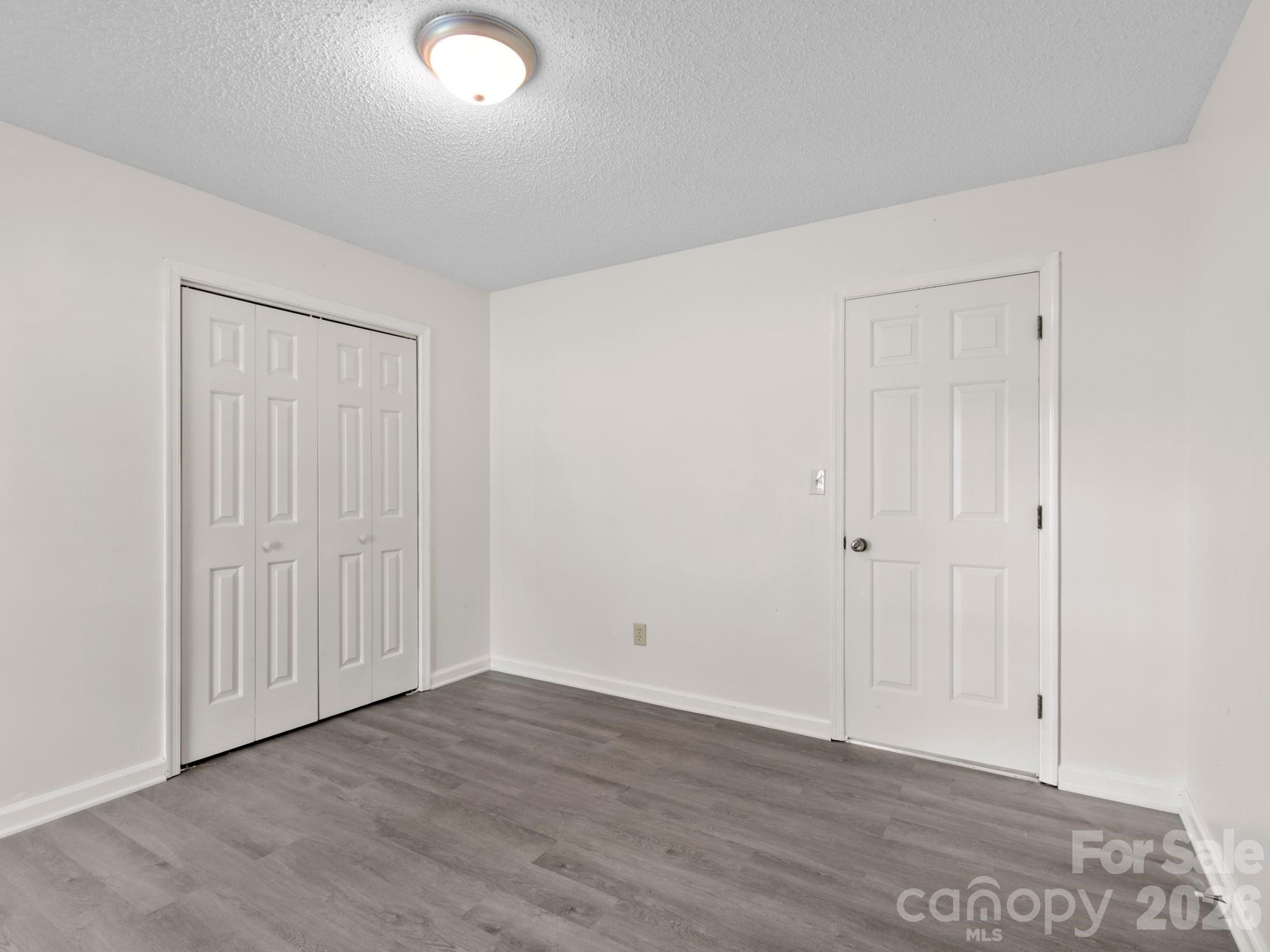1 Strathmore Drive — Arden