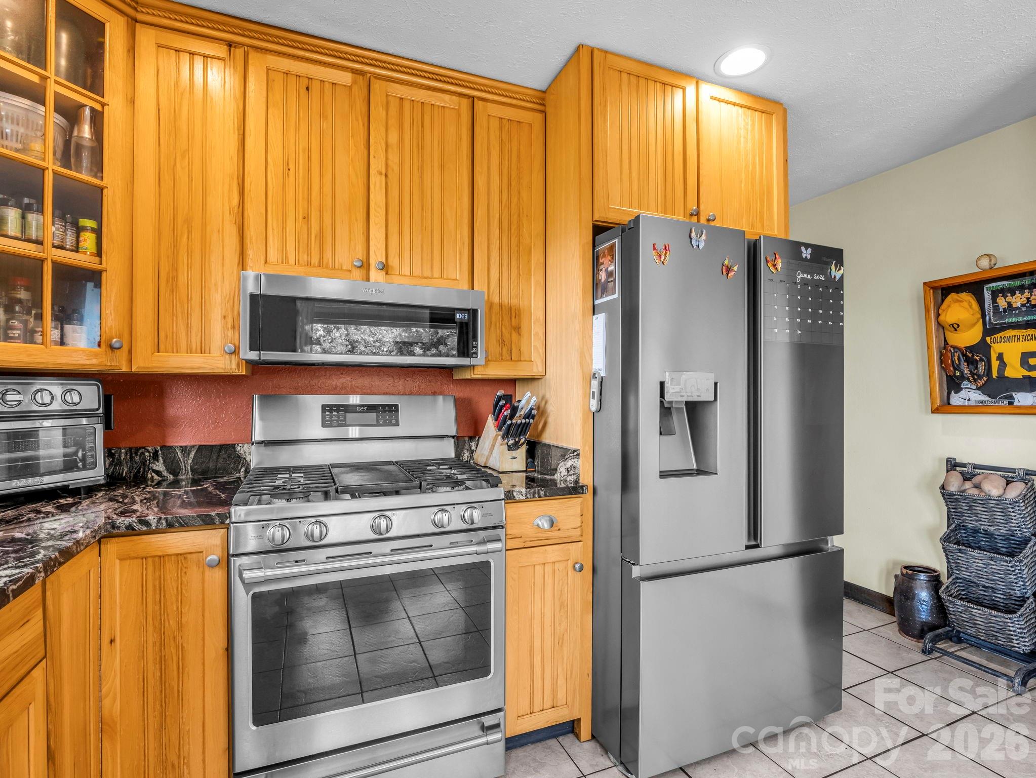 1025 Jeter Mountain Road — Penrose
