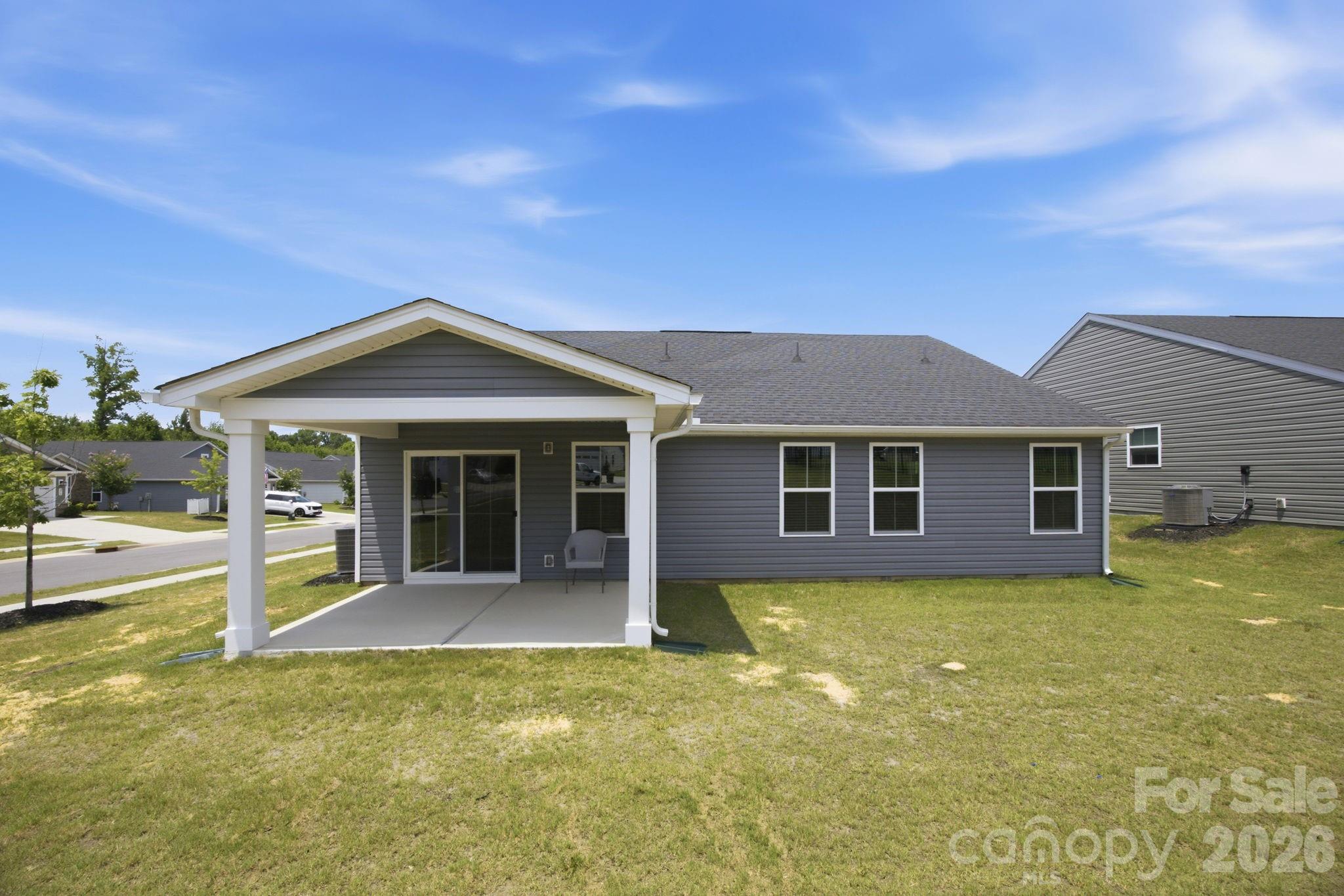 621 Grandiflora Avenue — Lancaster