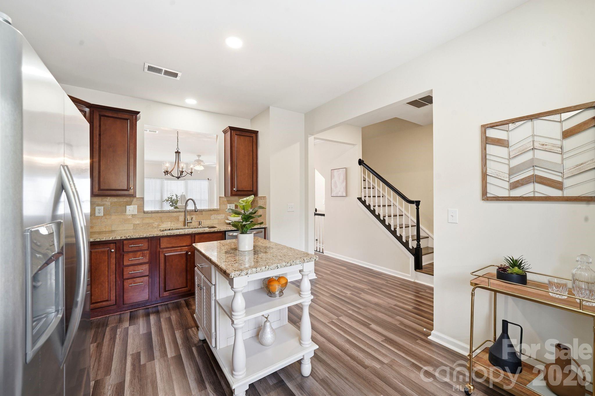 11712 Fiddlers Roof Lane — Charlotte
